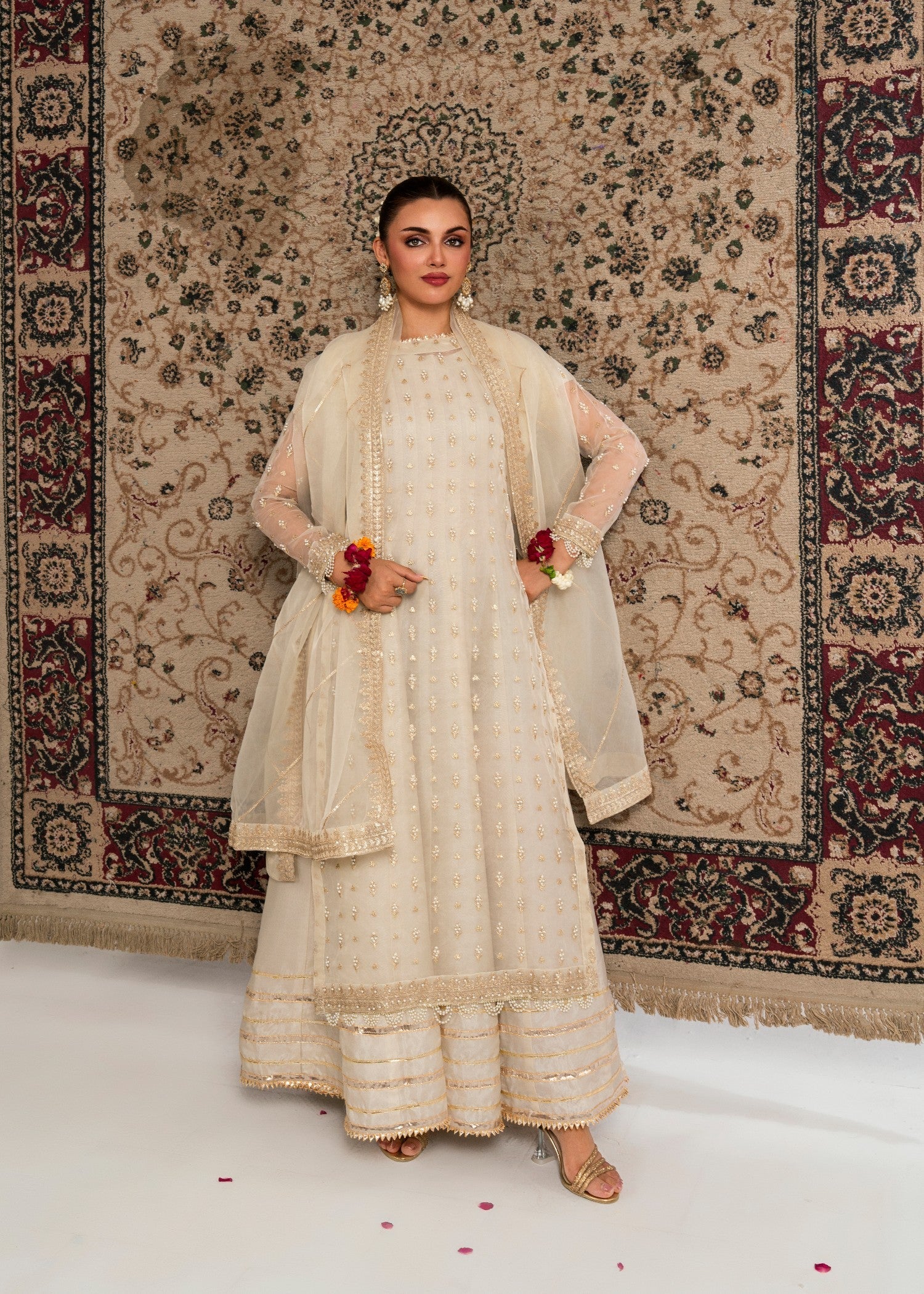 Maira Fashion Ivory Pishwas Women 4pcs