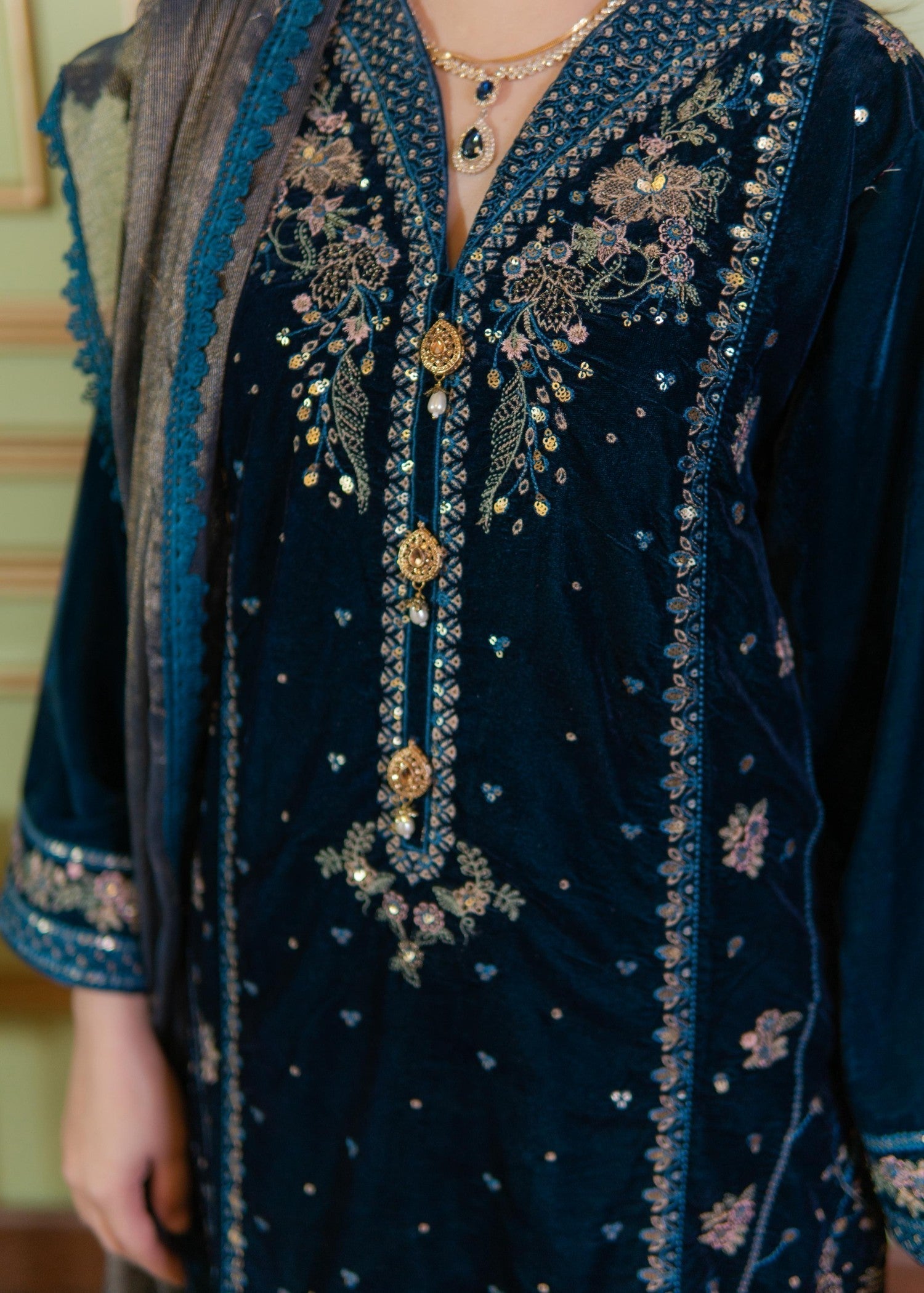 Rangoon Clothing Roshana Velvetine Women 3pcs