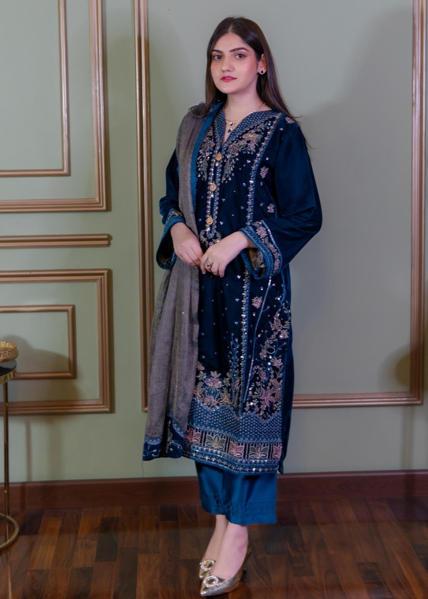 Rangoon Clothing Roshana Velvetine Women 3pcs