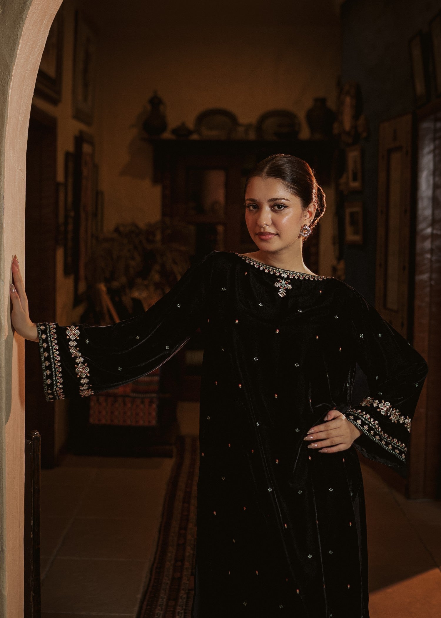 Urge Pret MAHNOOR Women 2pcs