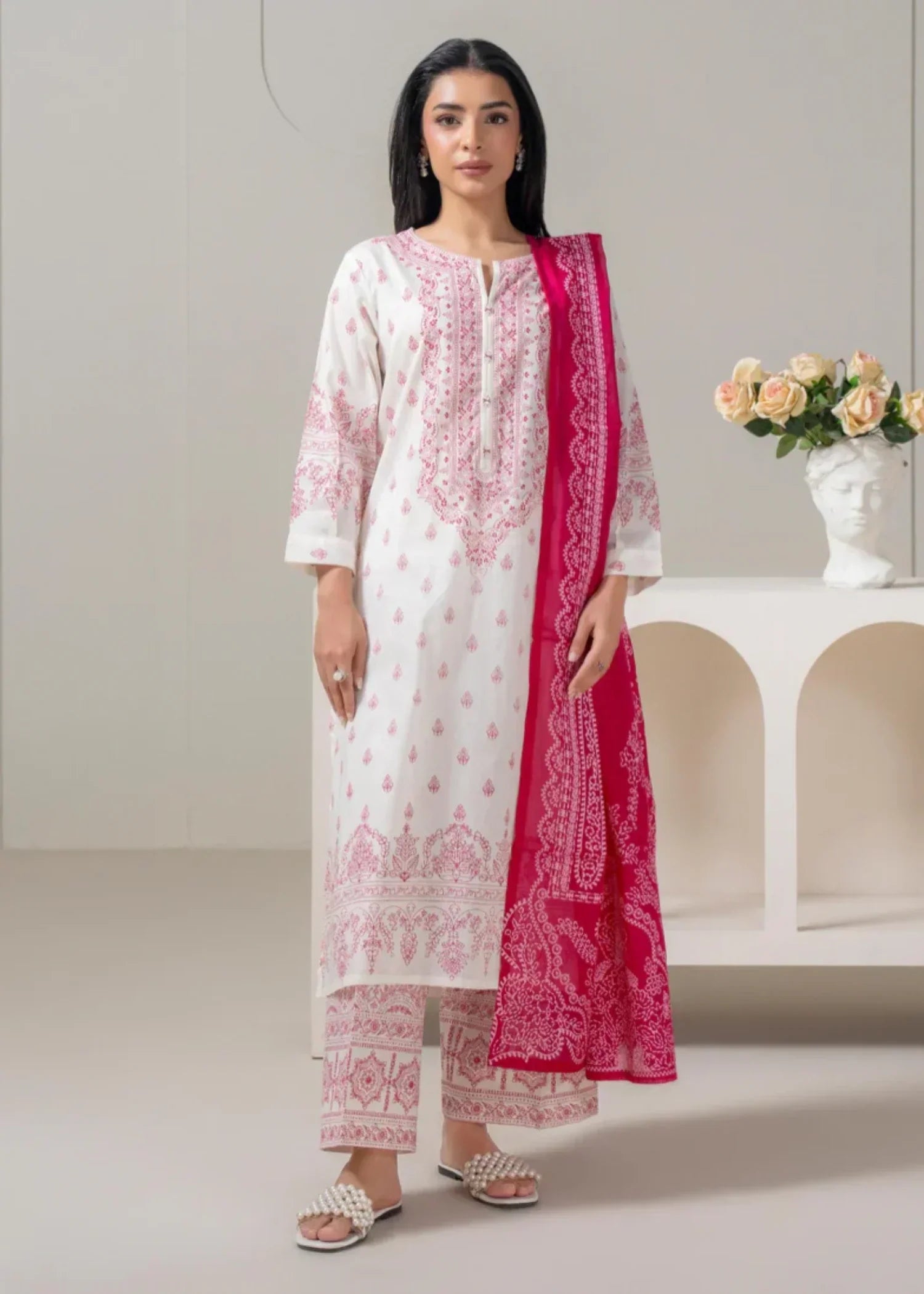 Stylish Collection NOOR BAANO Women 3pcs