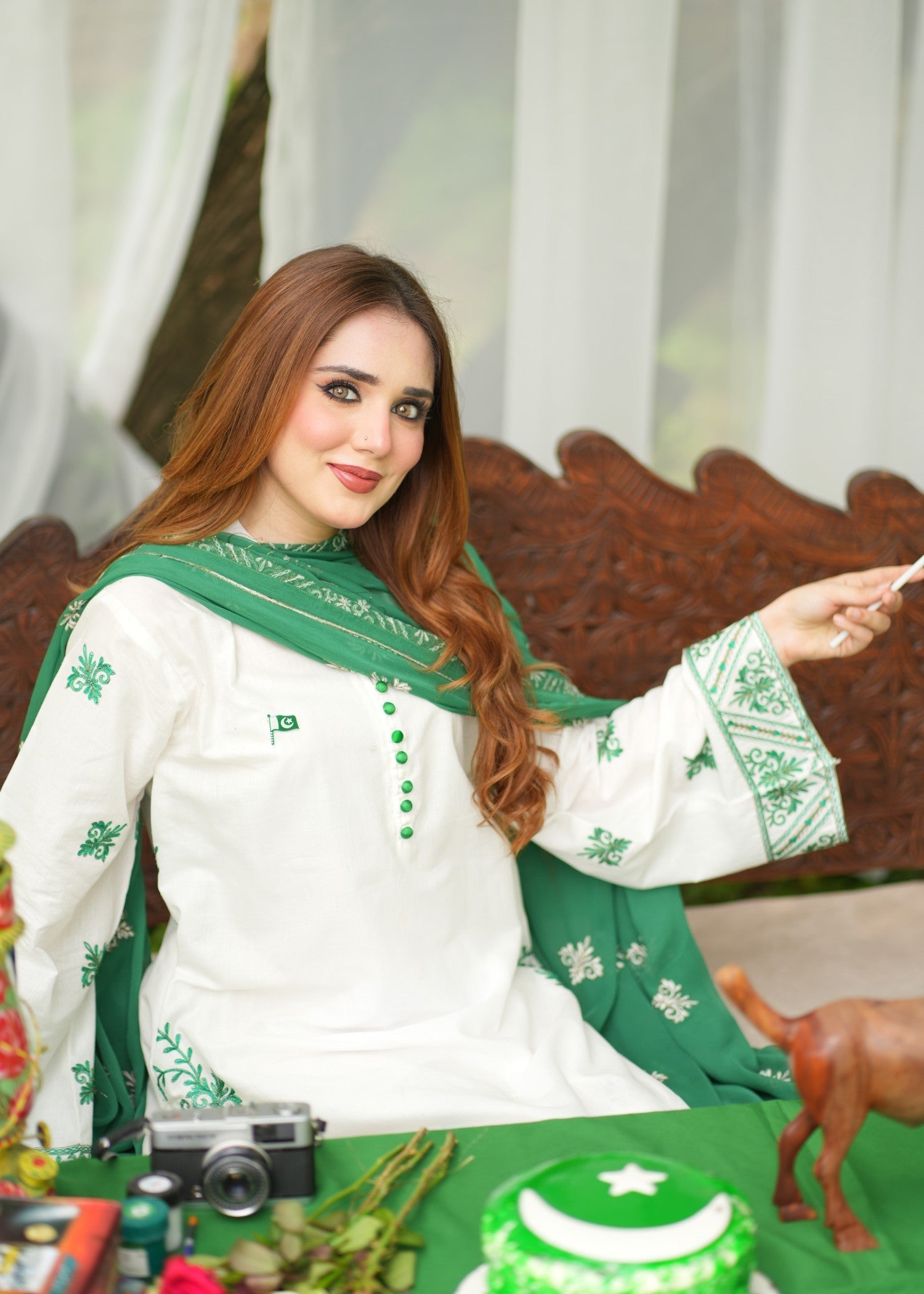 Rungrez Azaadi Ethnic Lawn outfit Women 3pcs