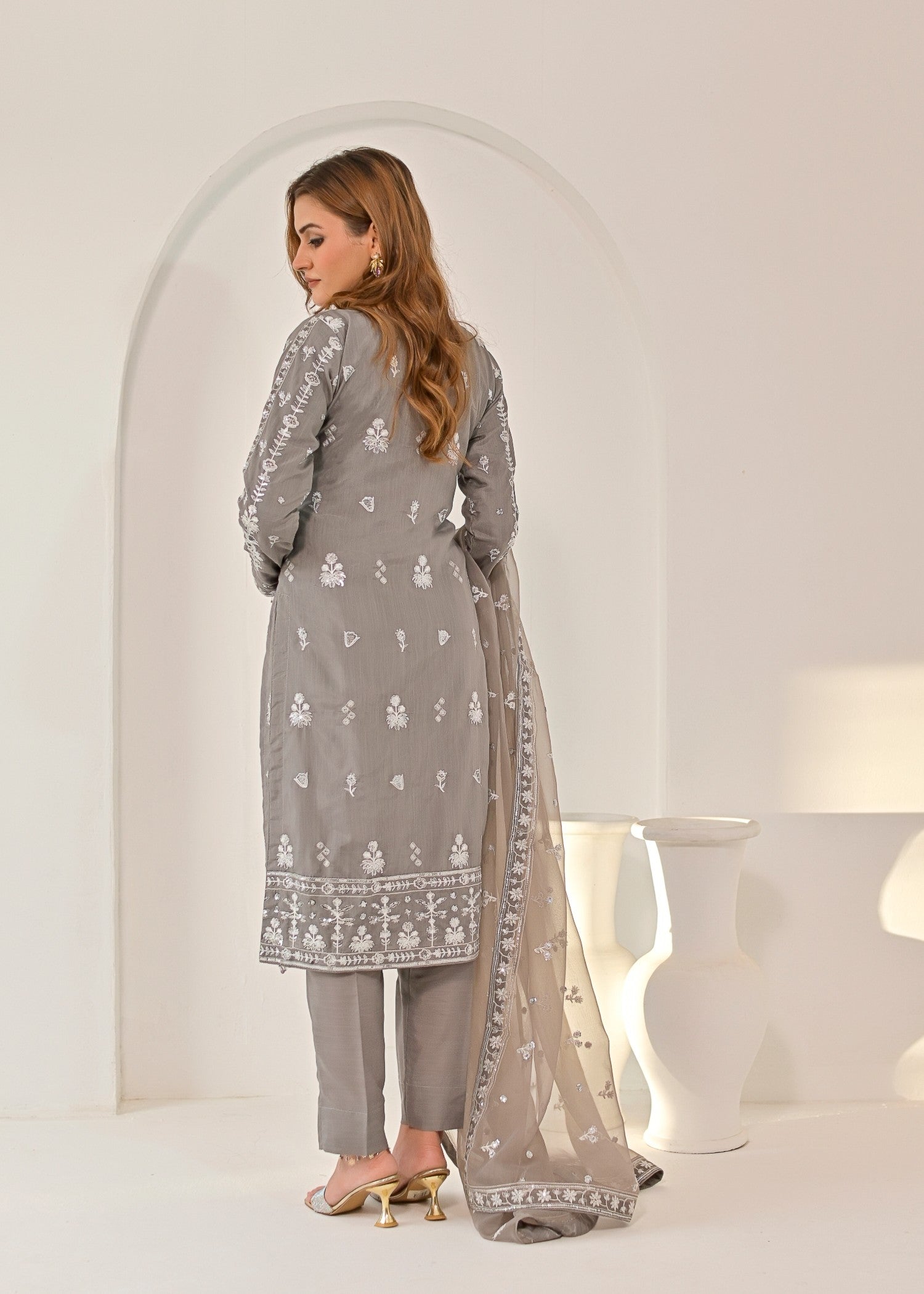 Qasim Anwer By Chandni Bridals LEILA (GREY) Women 3pcs