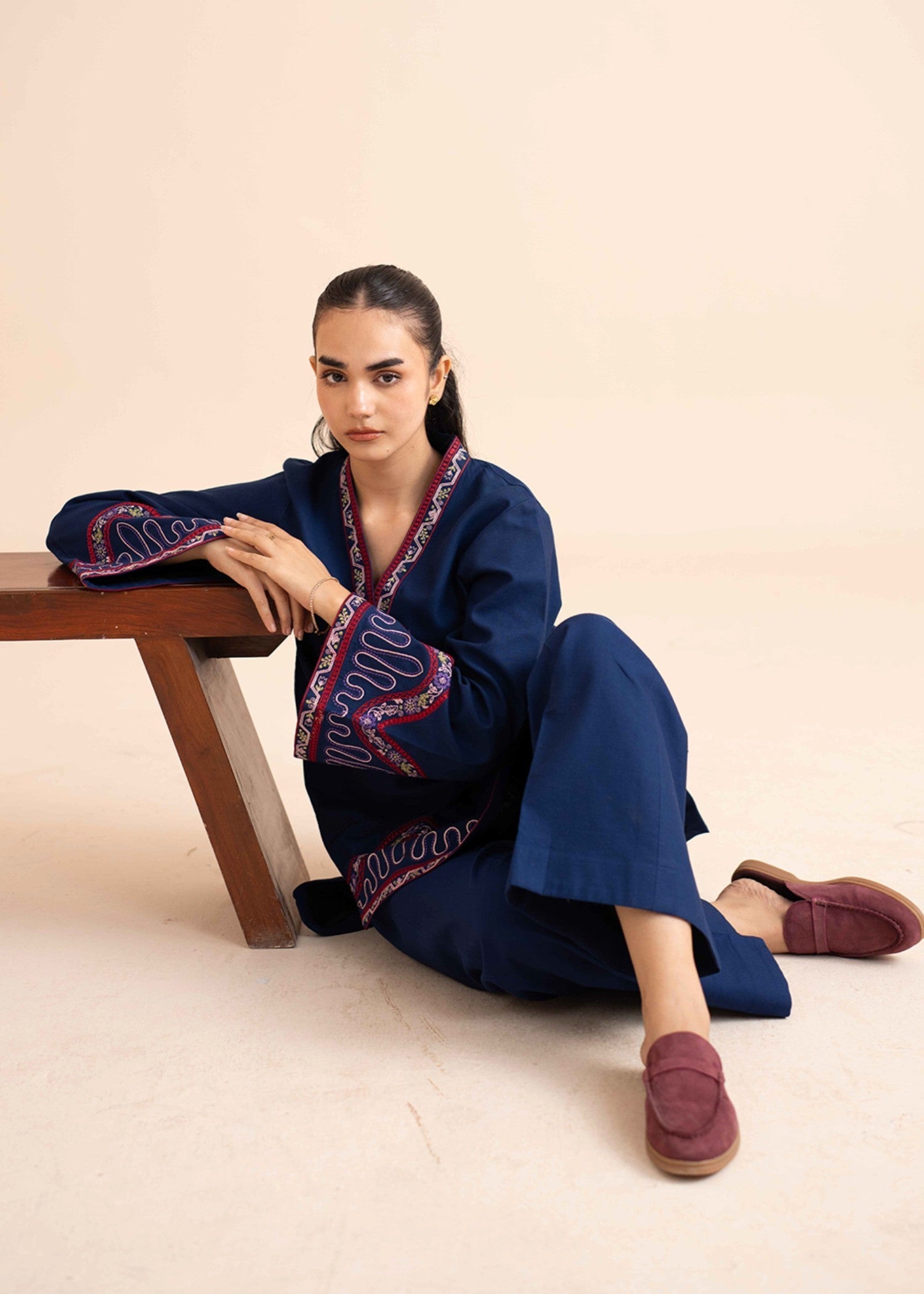 Kiara Selinor Women 2pcs