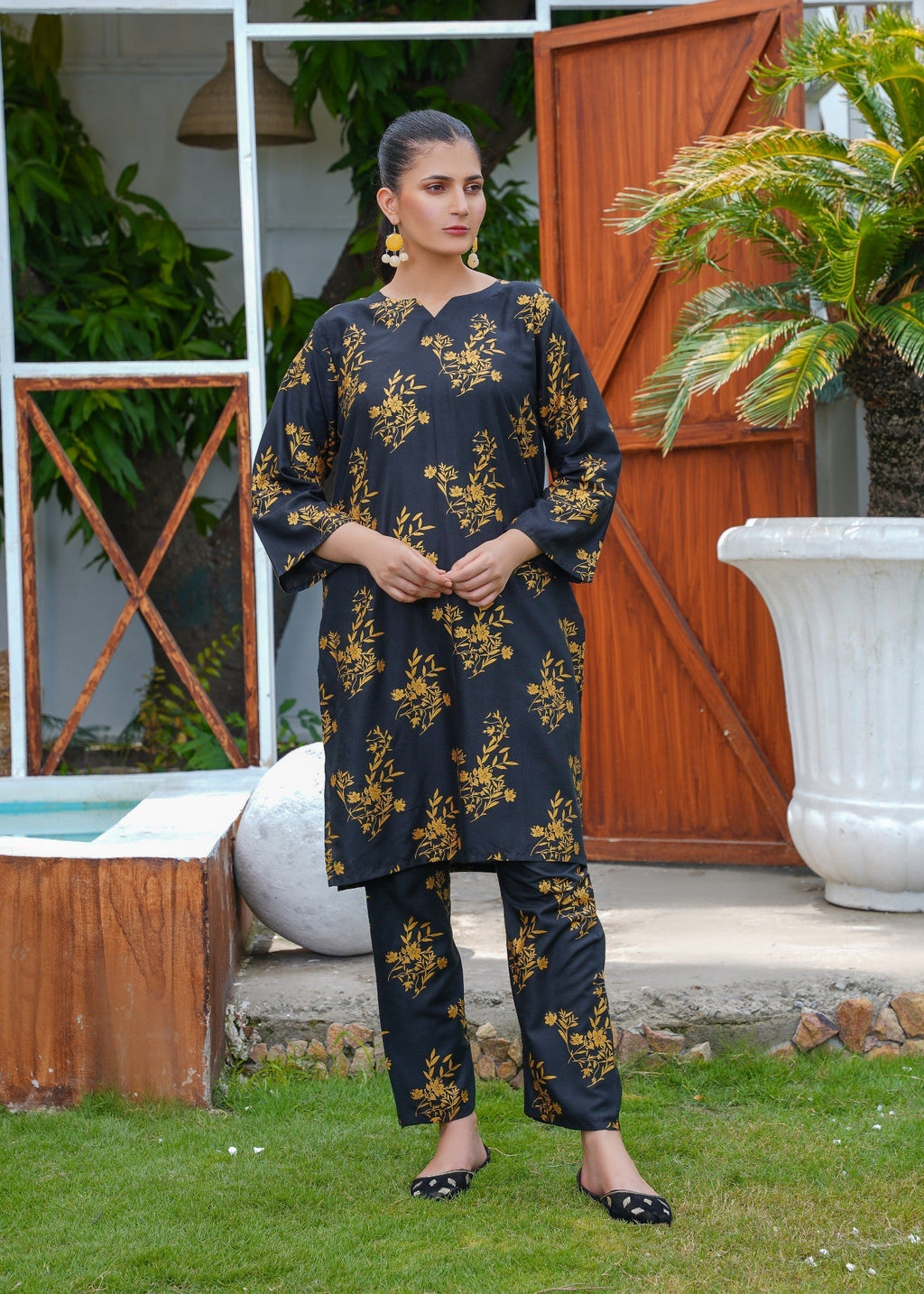 Preetpret CAMELLIA Black Women 2pcs