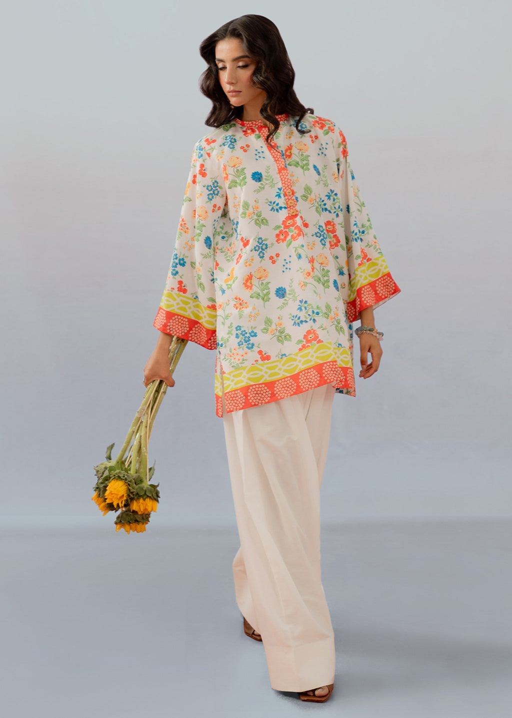 Kiara Sorrel Women 2pcs