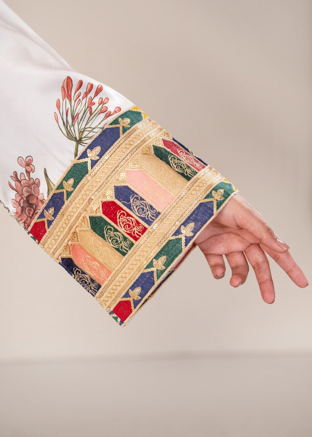 Rajdulari Kareena White Silk Kaftan Women 1pcs