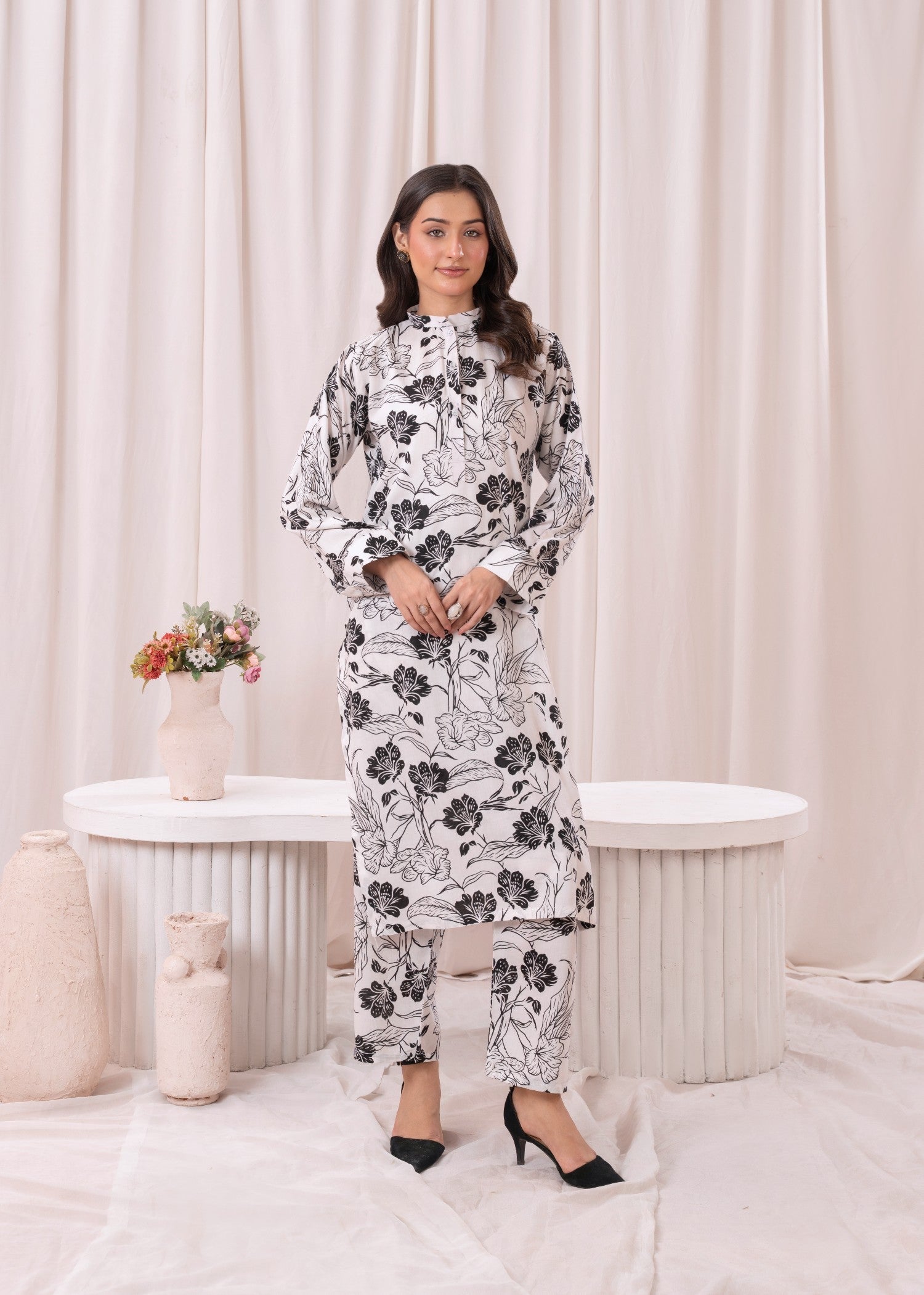 Laal Kurti Printed Kurta Set D115 Women 2pcs