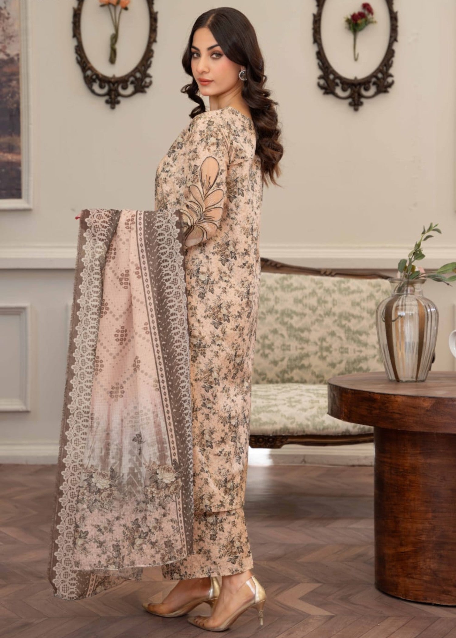 Gul Fashion Embroidered Lawn Kurta Set 06 Women 3pcs