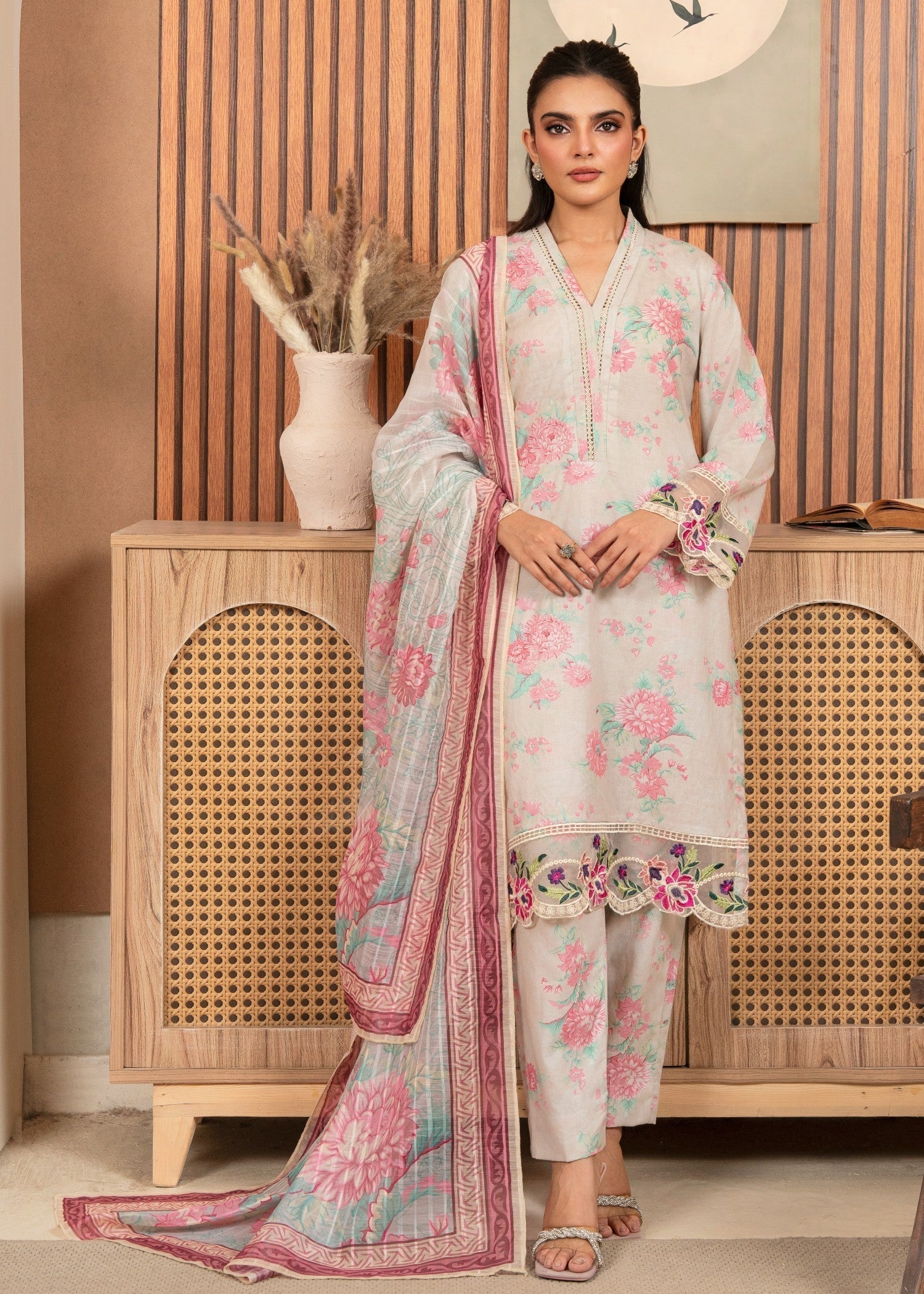 Hoorwani Zinnia Women 3pcs