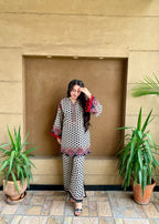 Preetpret Sahira Women 2pcs