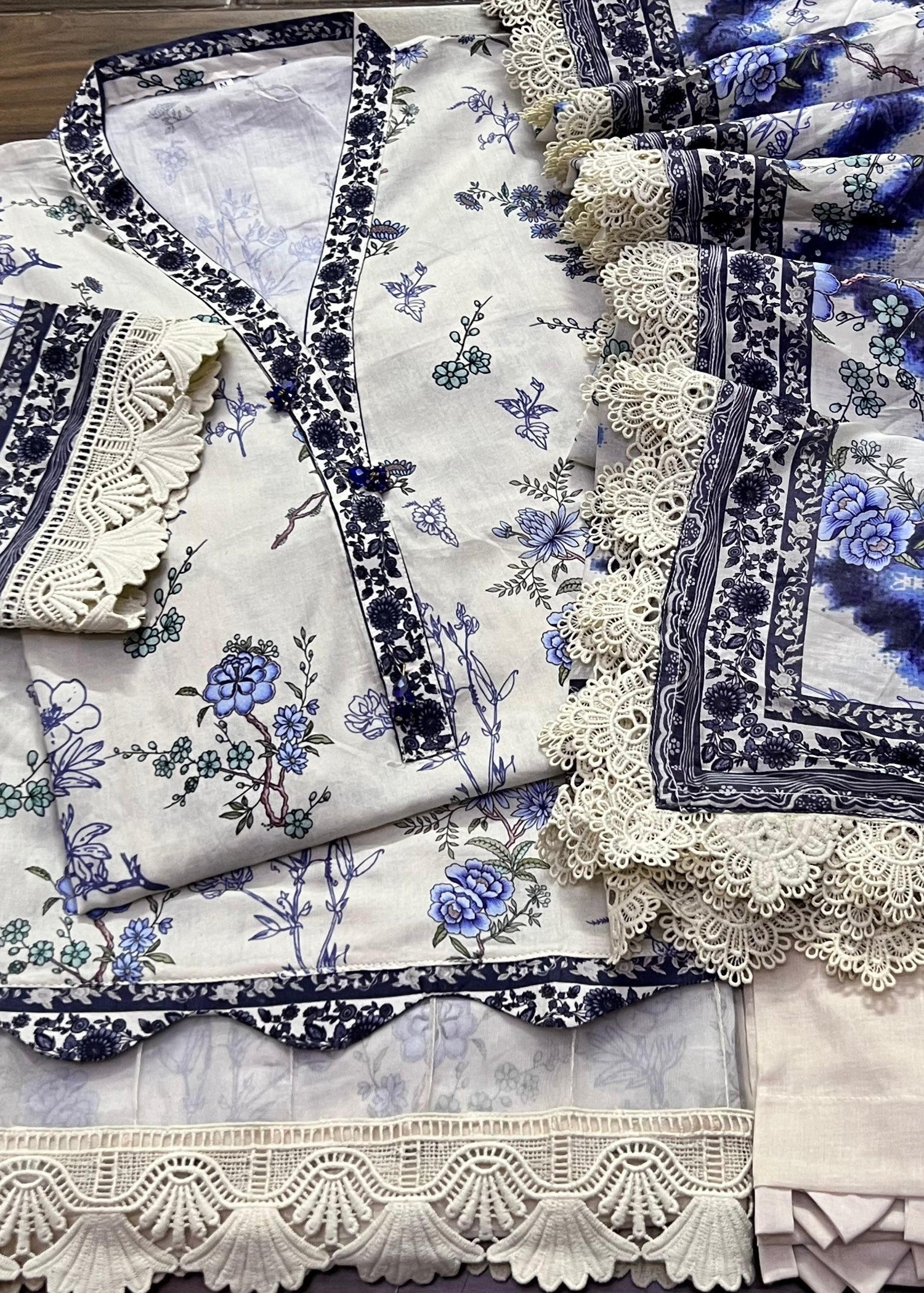 Mausammary Prints Pret Gul e Nasrin Women 3pcs