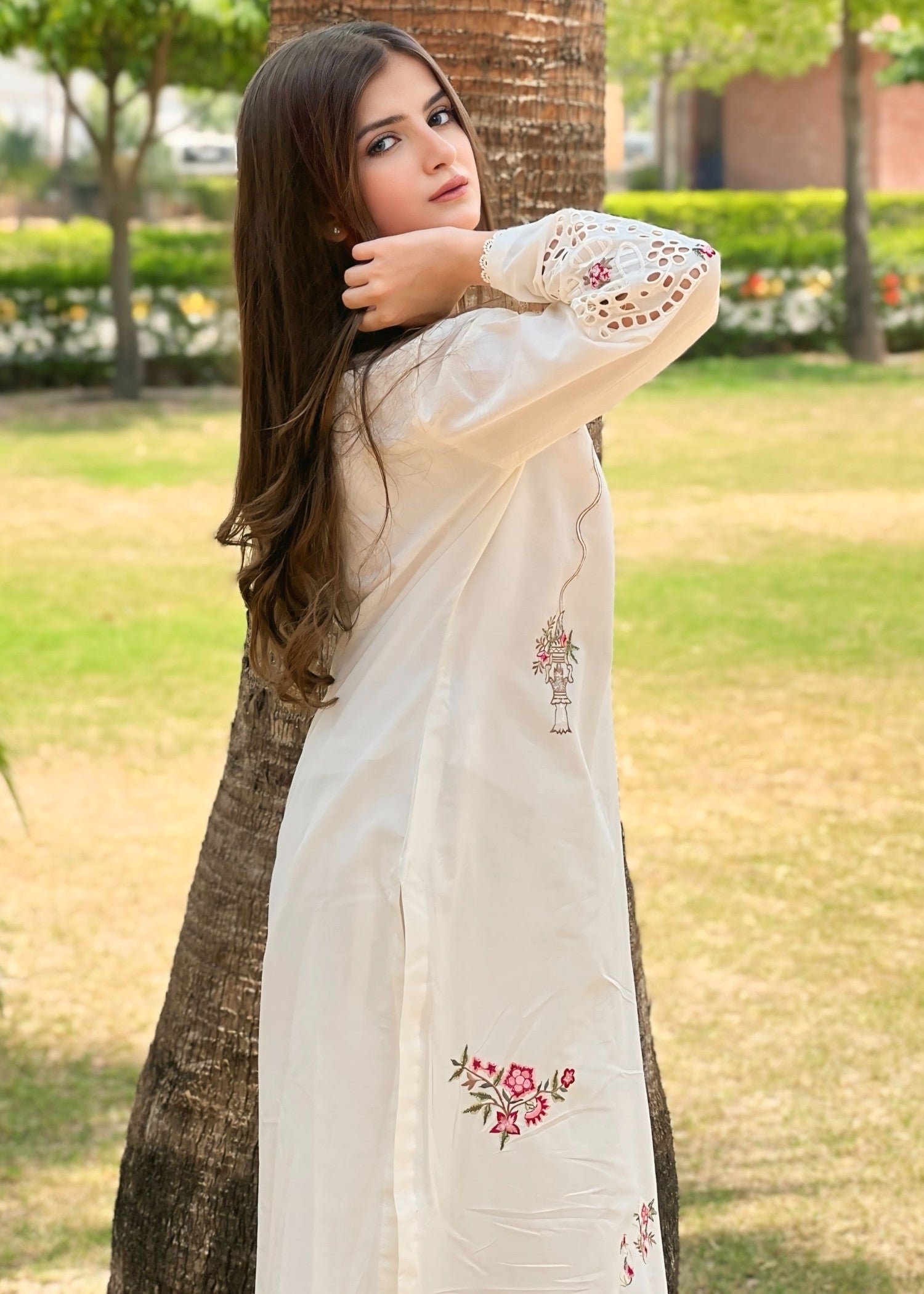 Sahibas By Mirza Wave Ivory Women 2pcs