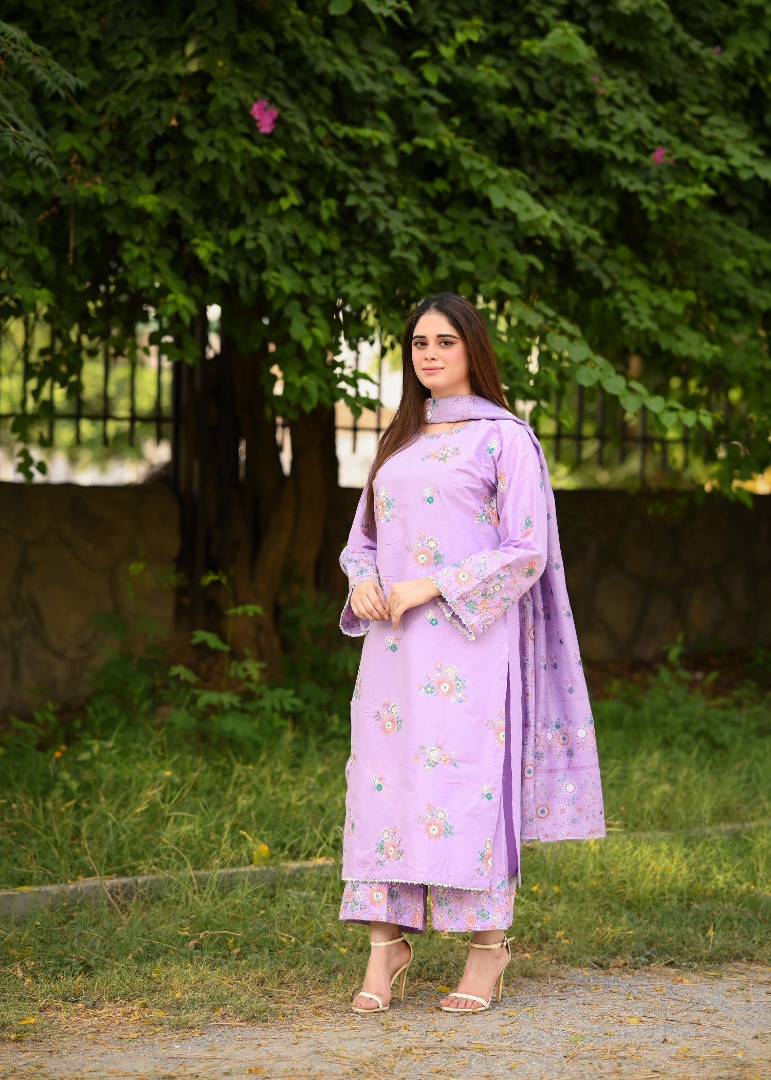 Libas Thread Floral Mist Women 3pcs