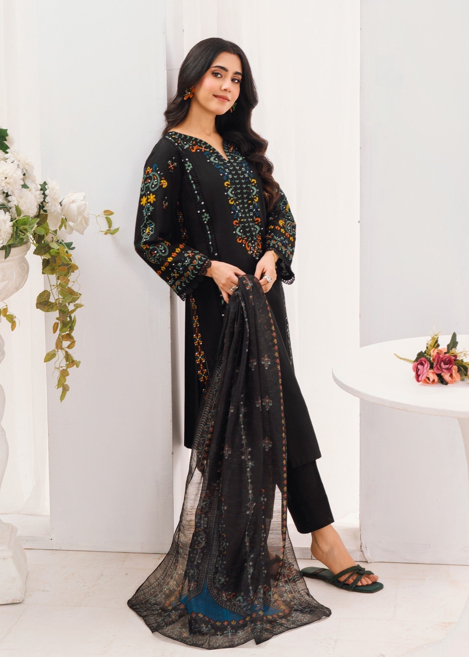 Sahibas By Mirza Marasim Black Women 3pcs