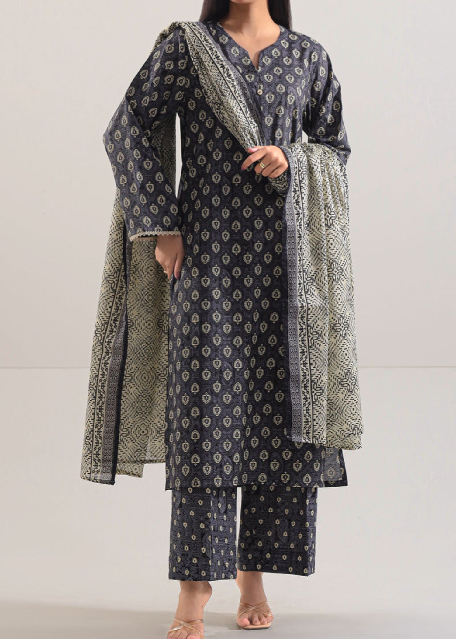 Saya Printed Lawn Stitched WP3P 728 Women 3pcs