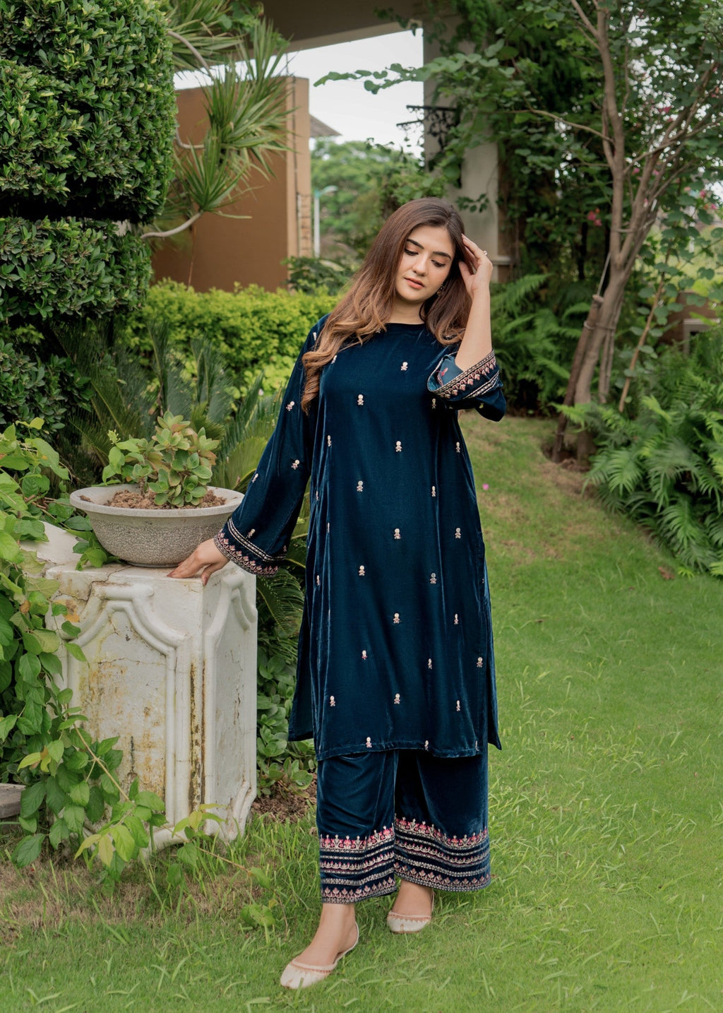 Urge Pret IZZAH Women 2pcs