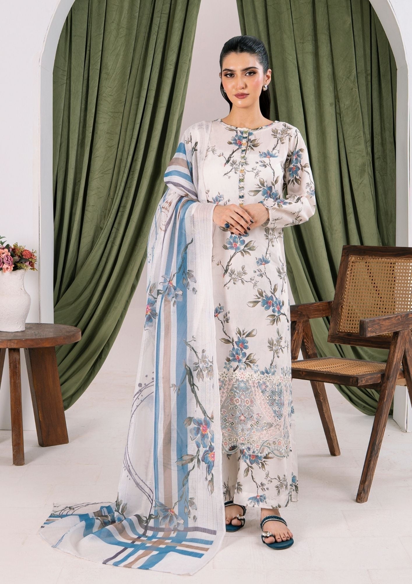 Alfatah Pret Printed Lawn with Embroidery RANAAI S25 0001 Women 3pcs