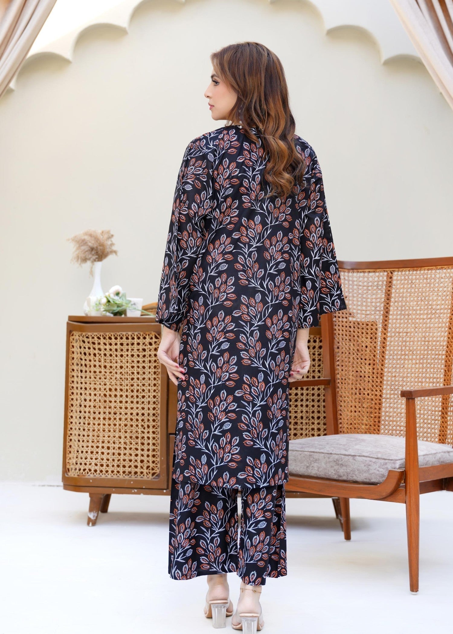 Chaudhary Arts Eden black Women 2pcs