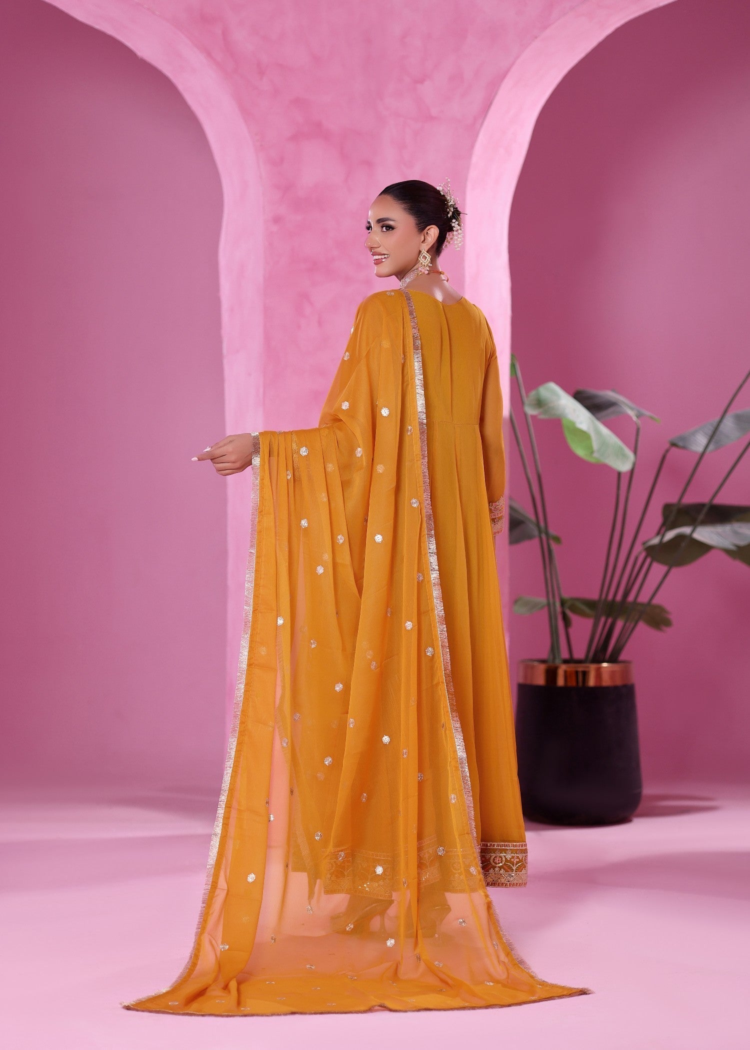 Abaan Zohan Zeenat Musterd Women 3pcs