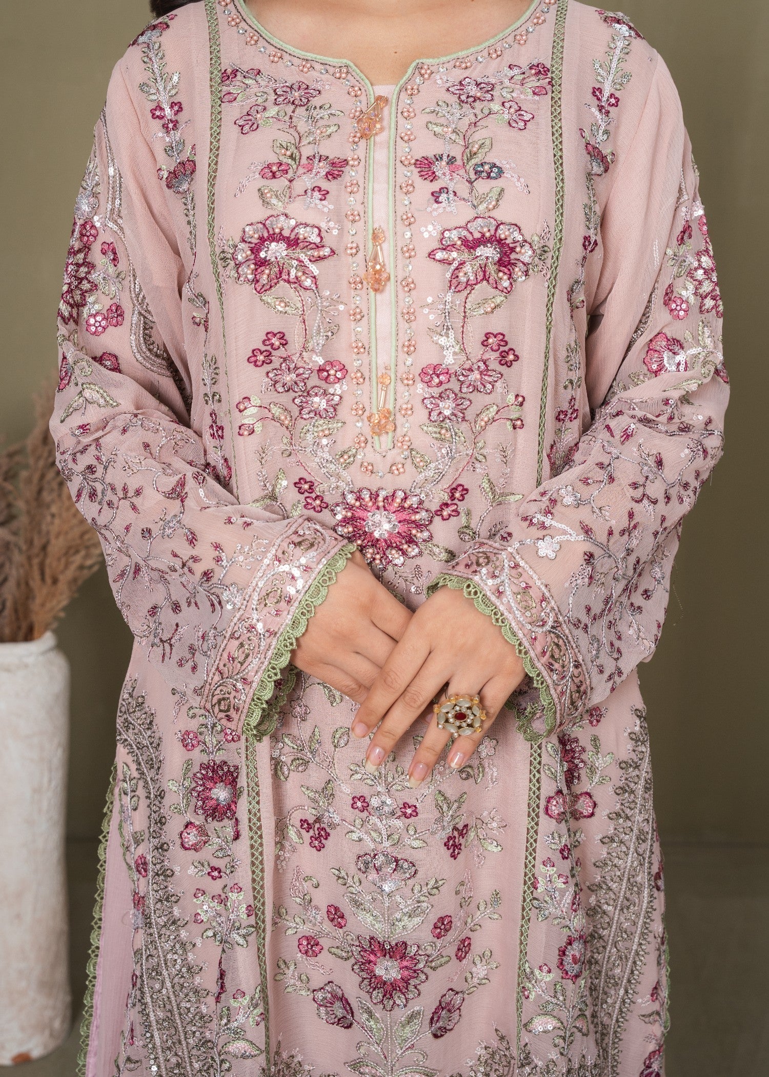 Pehnawa Fashion Dilnoor Pink chiffon Women 3pcs