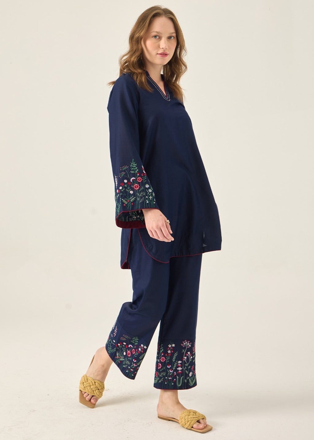 Kiara Serel – Embroidered Co ords Set Khaddar Women 2pcs