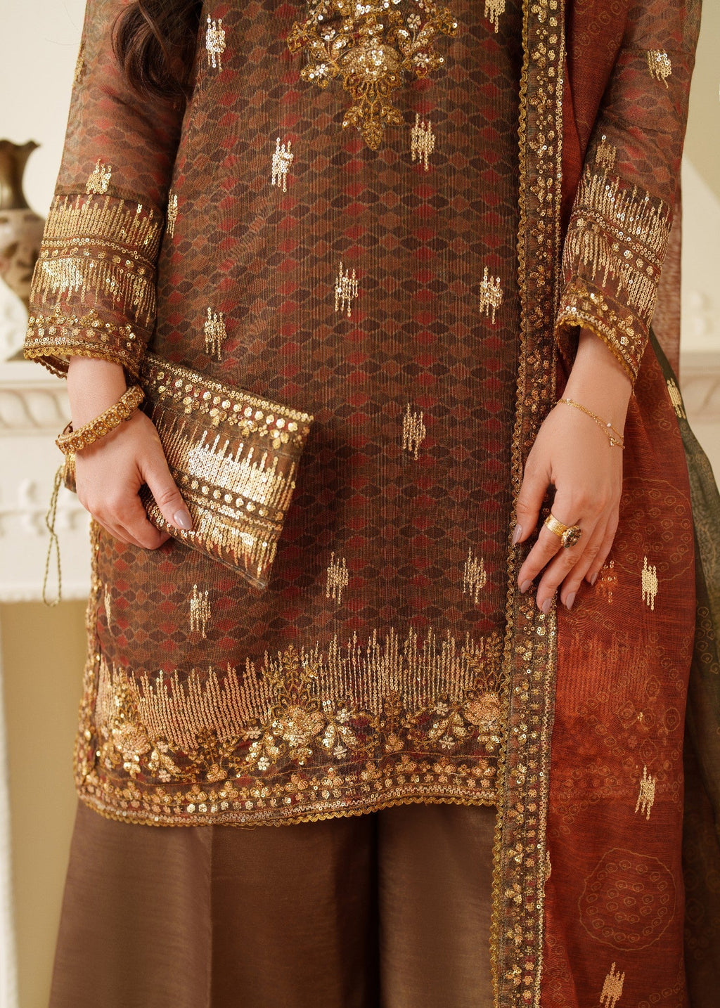 Mohagni LD 04 STITCHED I UNSTITCHED Women 4pcs