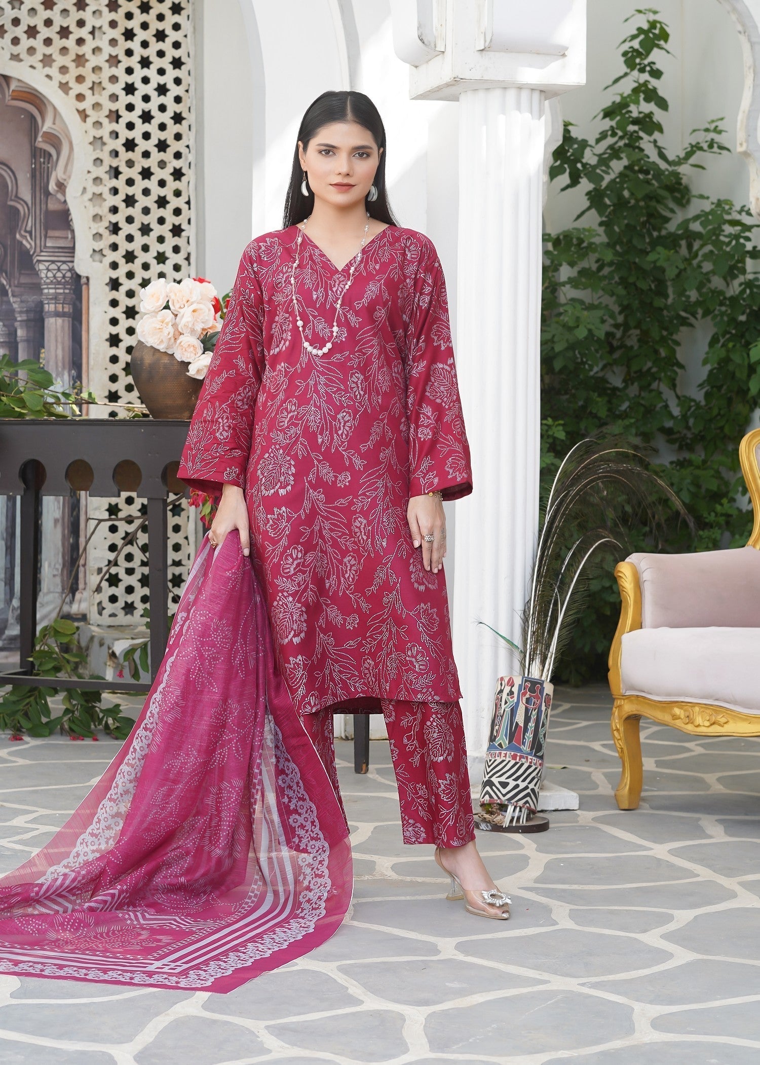 Hamna Kalim charizma maroon Women 3pcs