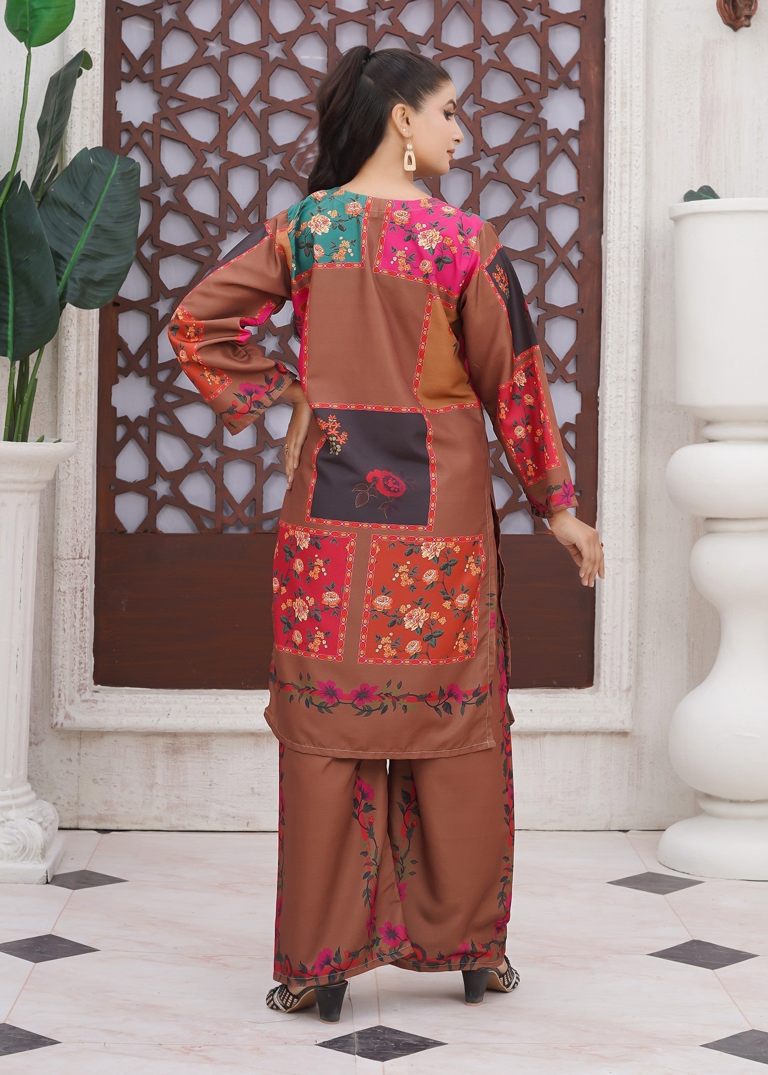 Hamna Kalim ZAITOON BROWN CORDS Women 2pcs
