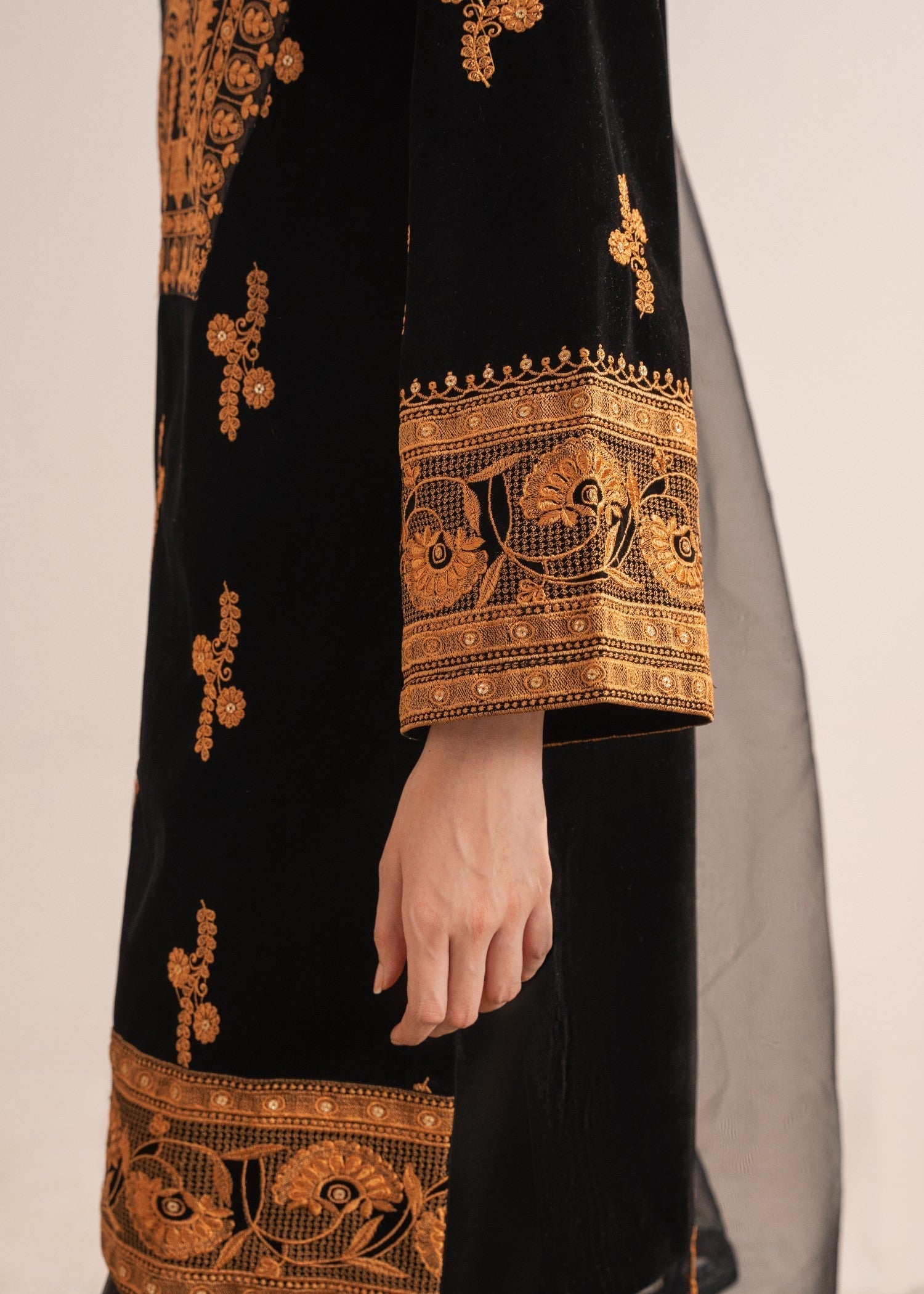 Rajdulari Kangana Velvet Women 3pcs