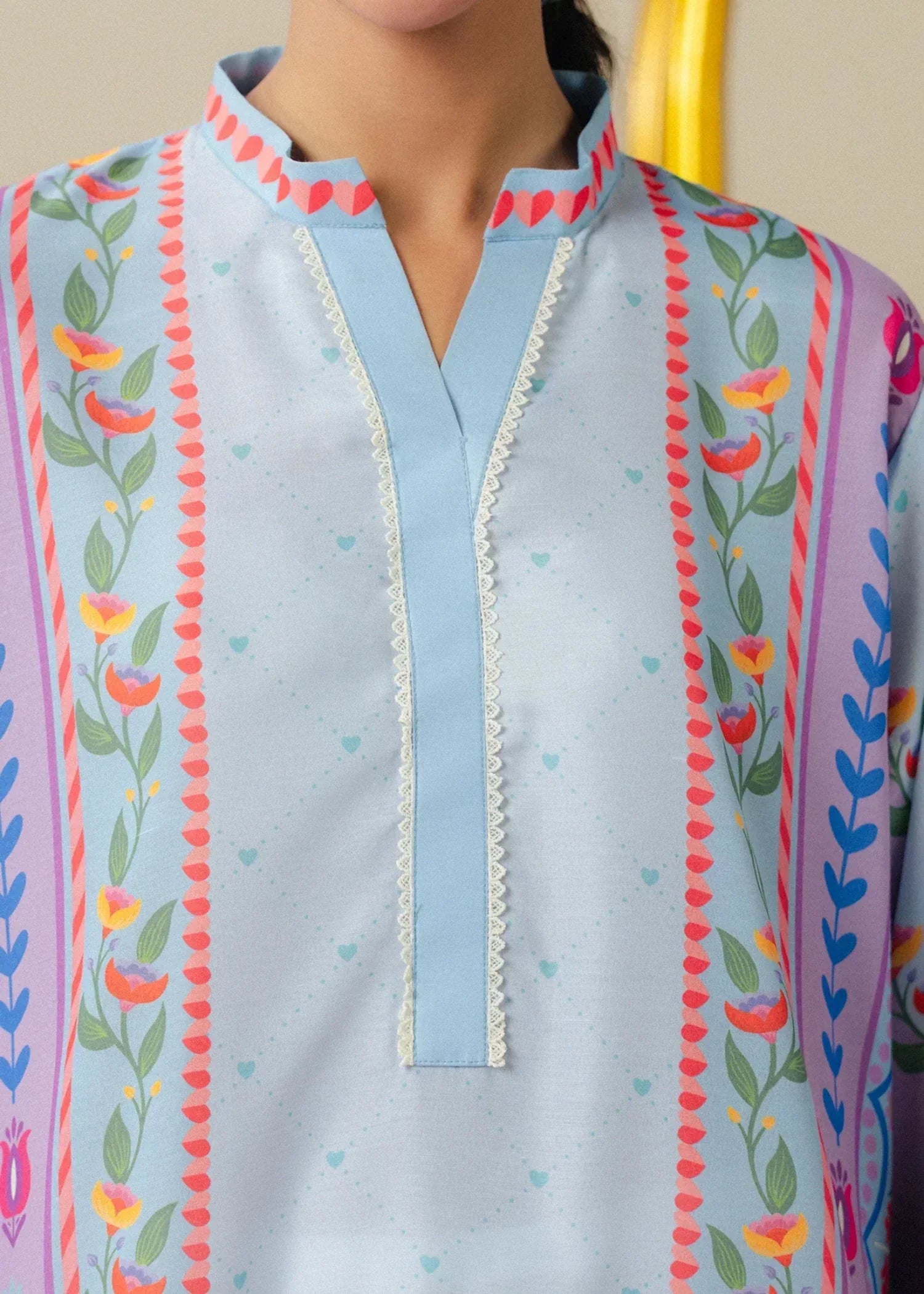 Mannat Lyra Women 1pcs