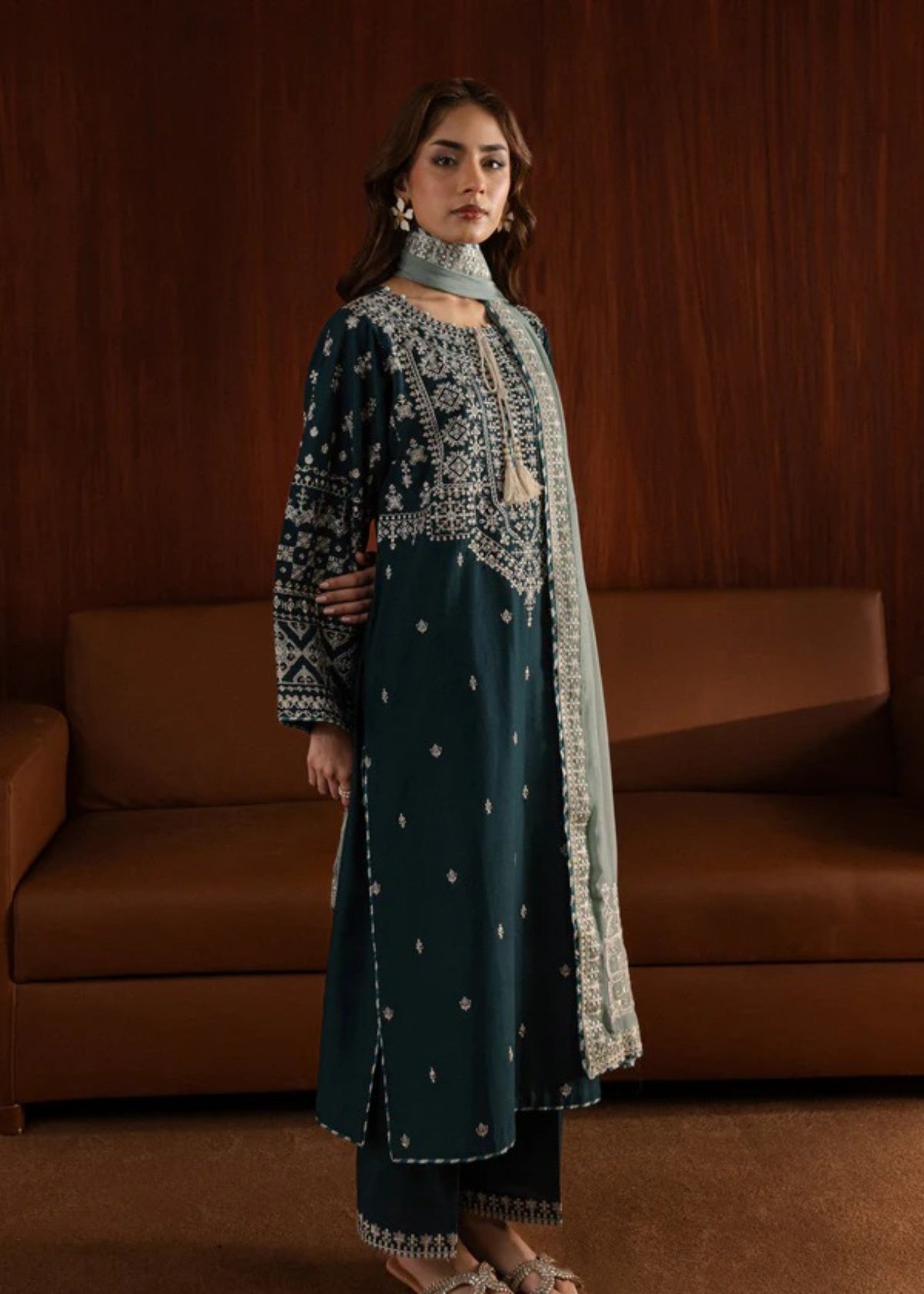 Chaudhary Arts Arzu Embroidered Women 3pcs