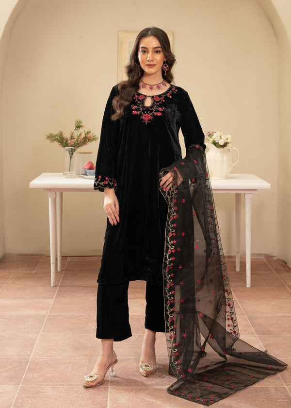Naaz Couture Black velvet Embroidered Suit Women 3pcs