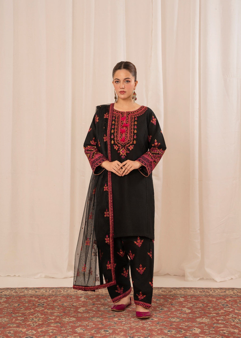 Zaren Noir Thread Women 3pcs