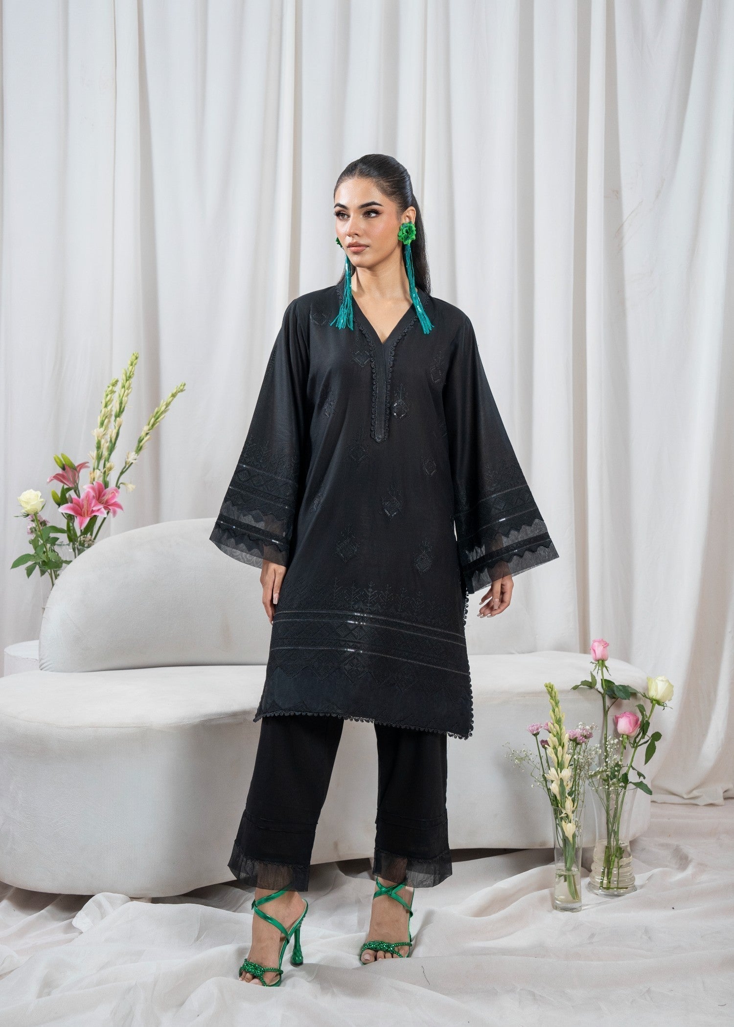 Zoya&Zafar Monochrome Women 2pcs