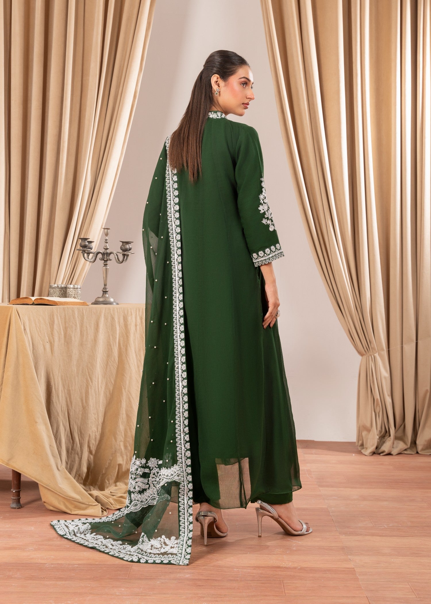 Four Season Boutique NIMRA PISHWAS GREEN Women 3pcs