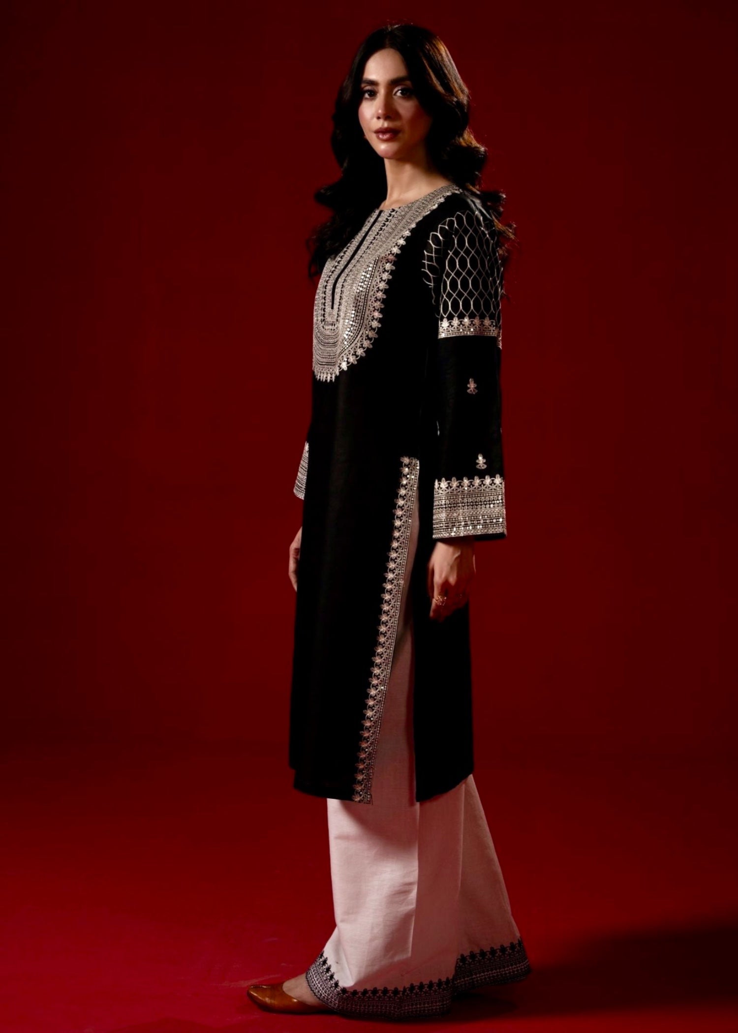 Zeenat & Zoha Silver Sequin Women 2pcs