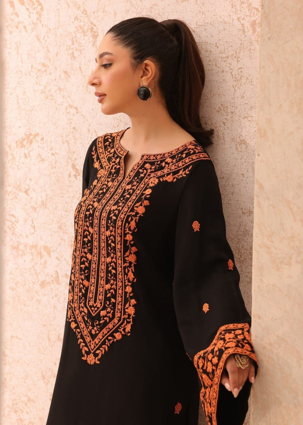 Shehroz Fashion KANWAL LILEN EMBROIDERY SUIT Women 2pcs