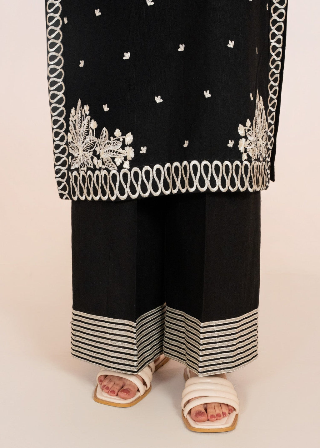 Sahibas By Mirza Radiant Black Women 2pcs