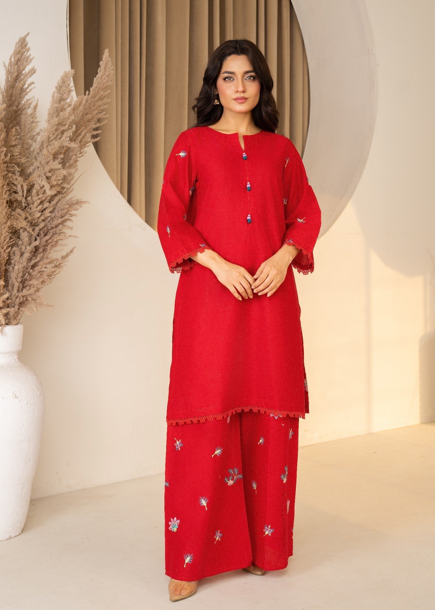 Daisy Outfit Laal Women 2pcs