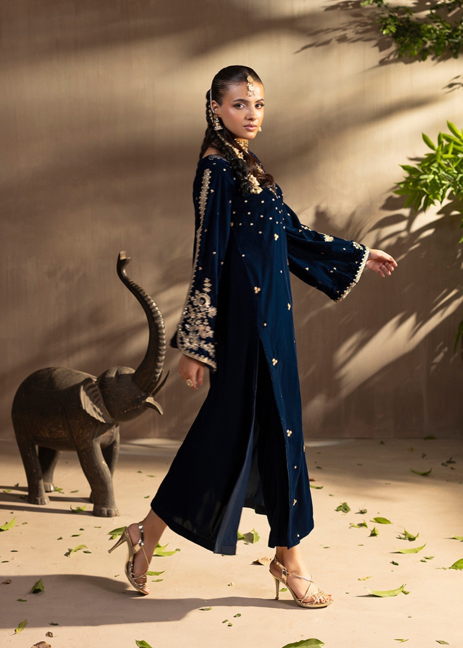 Kross Kulture Embroidered Velvet Suit Teal Women 2pcs