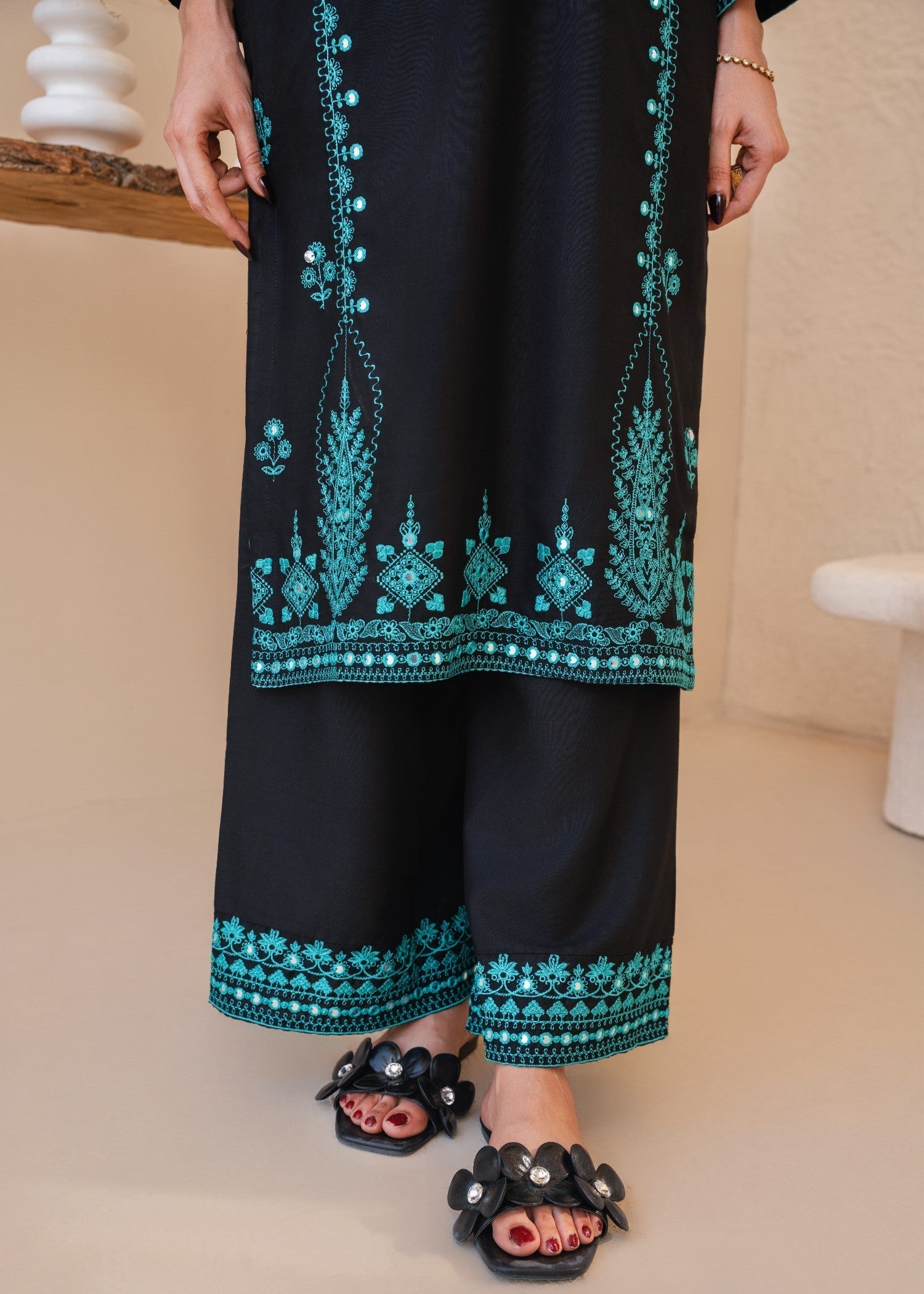 Tehzeeb Libas SERENA EMBROIDERED Women 2pcs