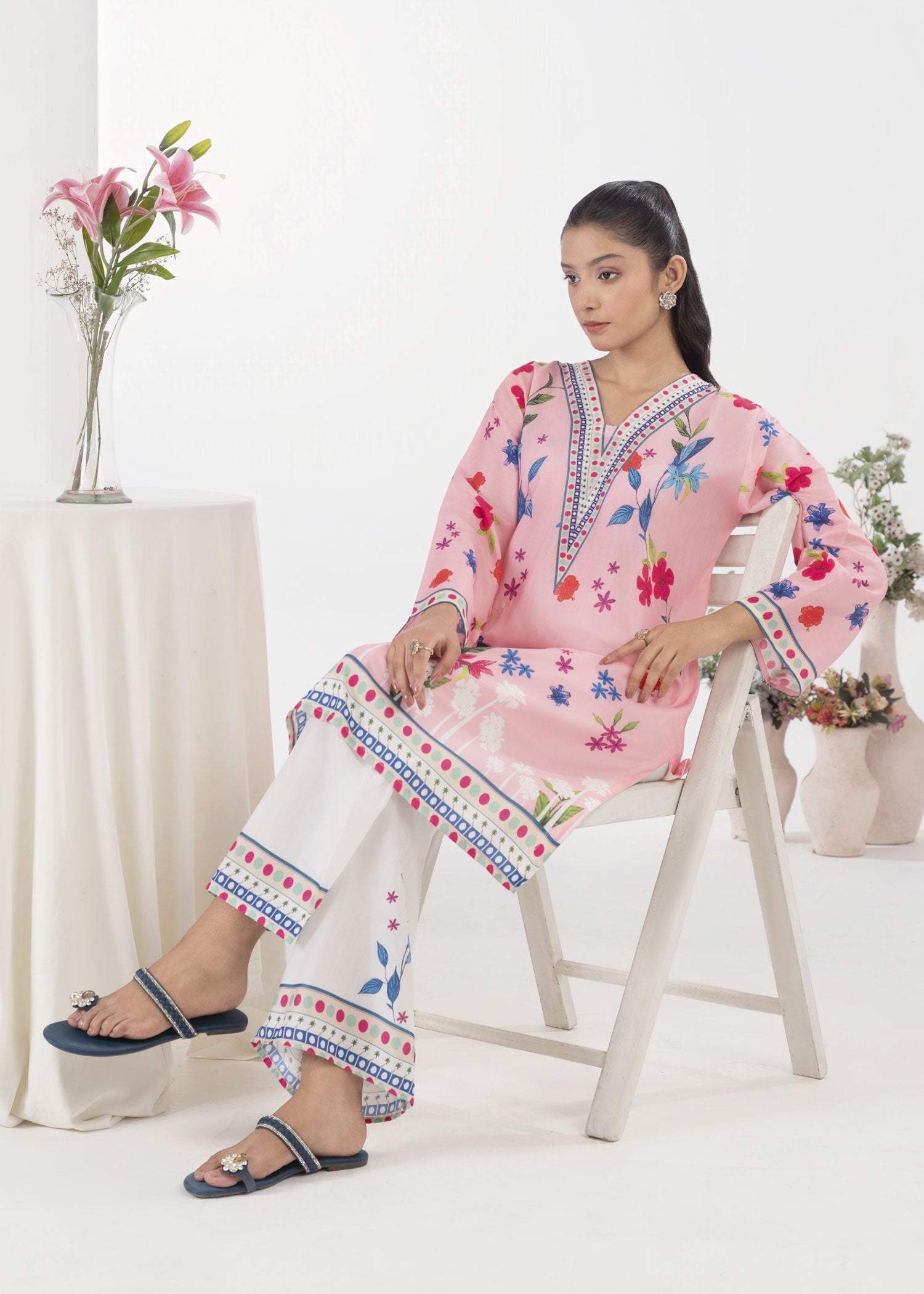 Stylish Collection CHARMING Women 2pcs