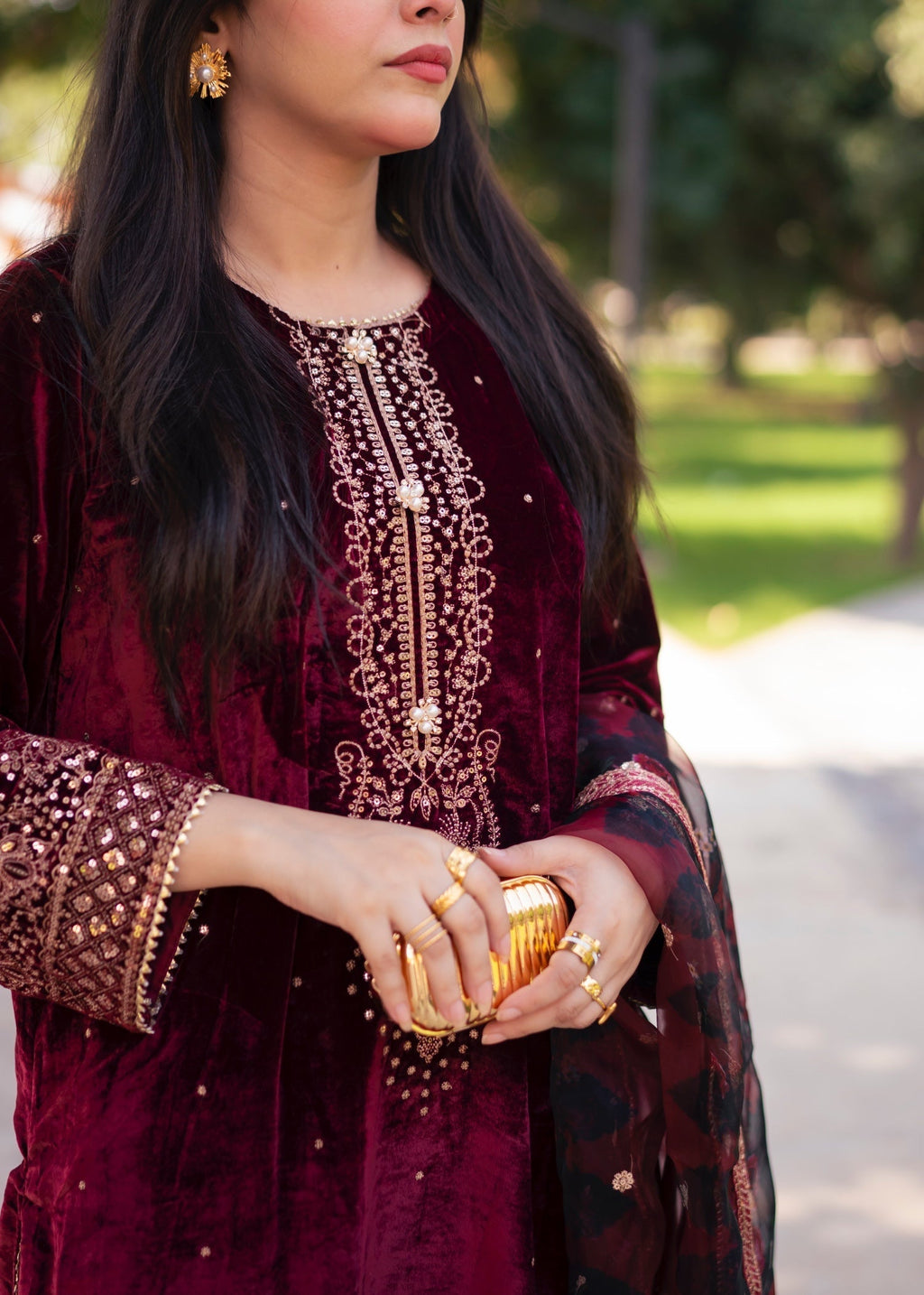 Suits By Sadia Velvet maroon nimra Women 3pcs