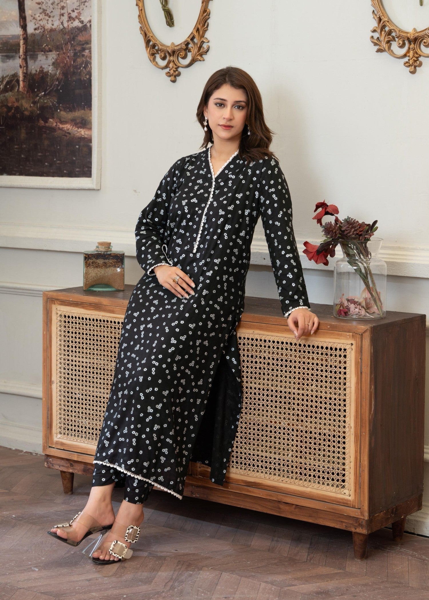 B.K Clothings Noir Élan Women 2pcs
