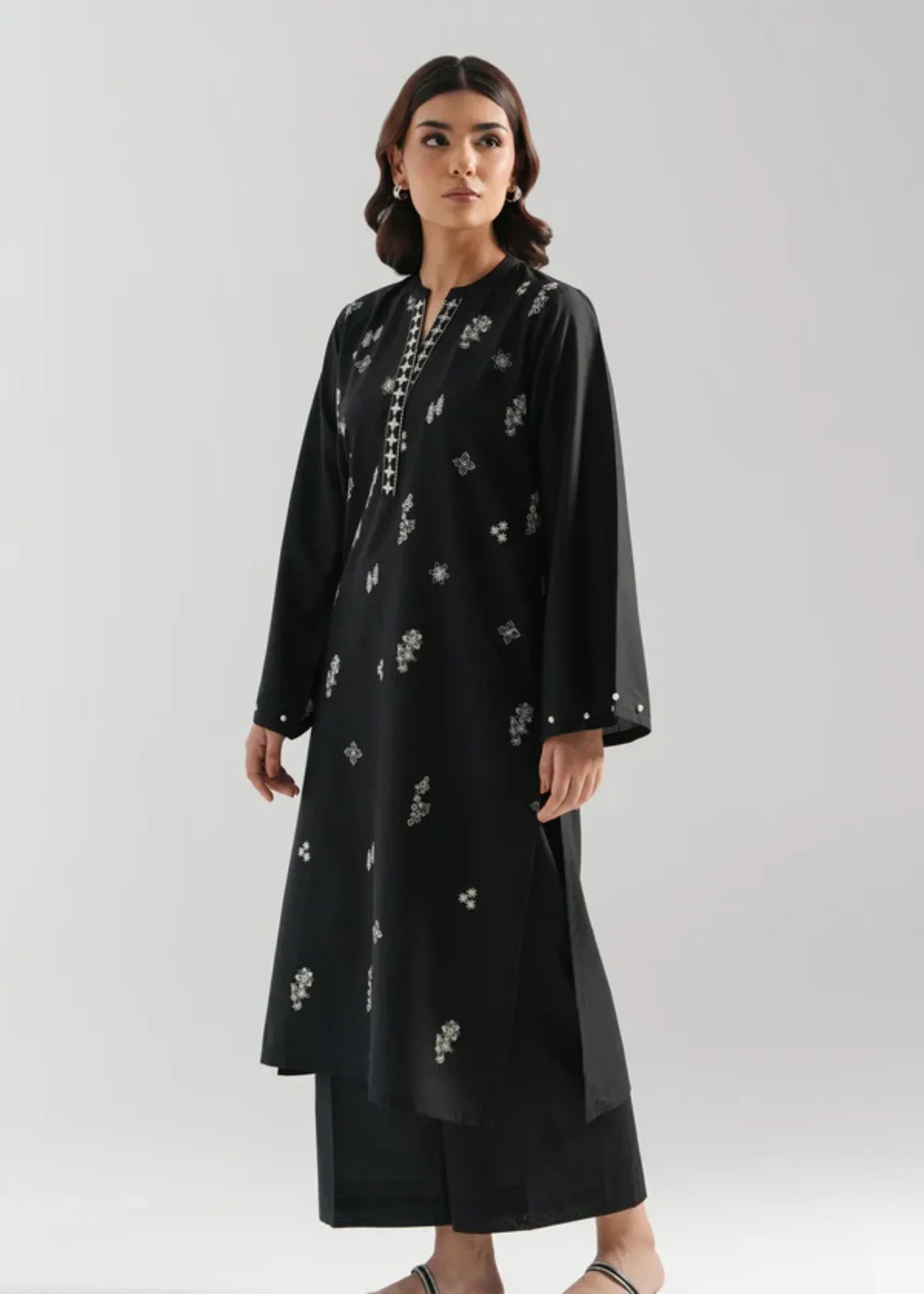 Zeen EMBROIDERED SUIT WAM25215 Women 2pcs