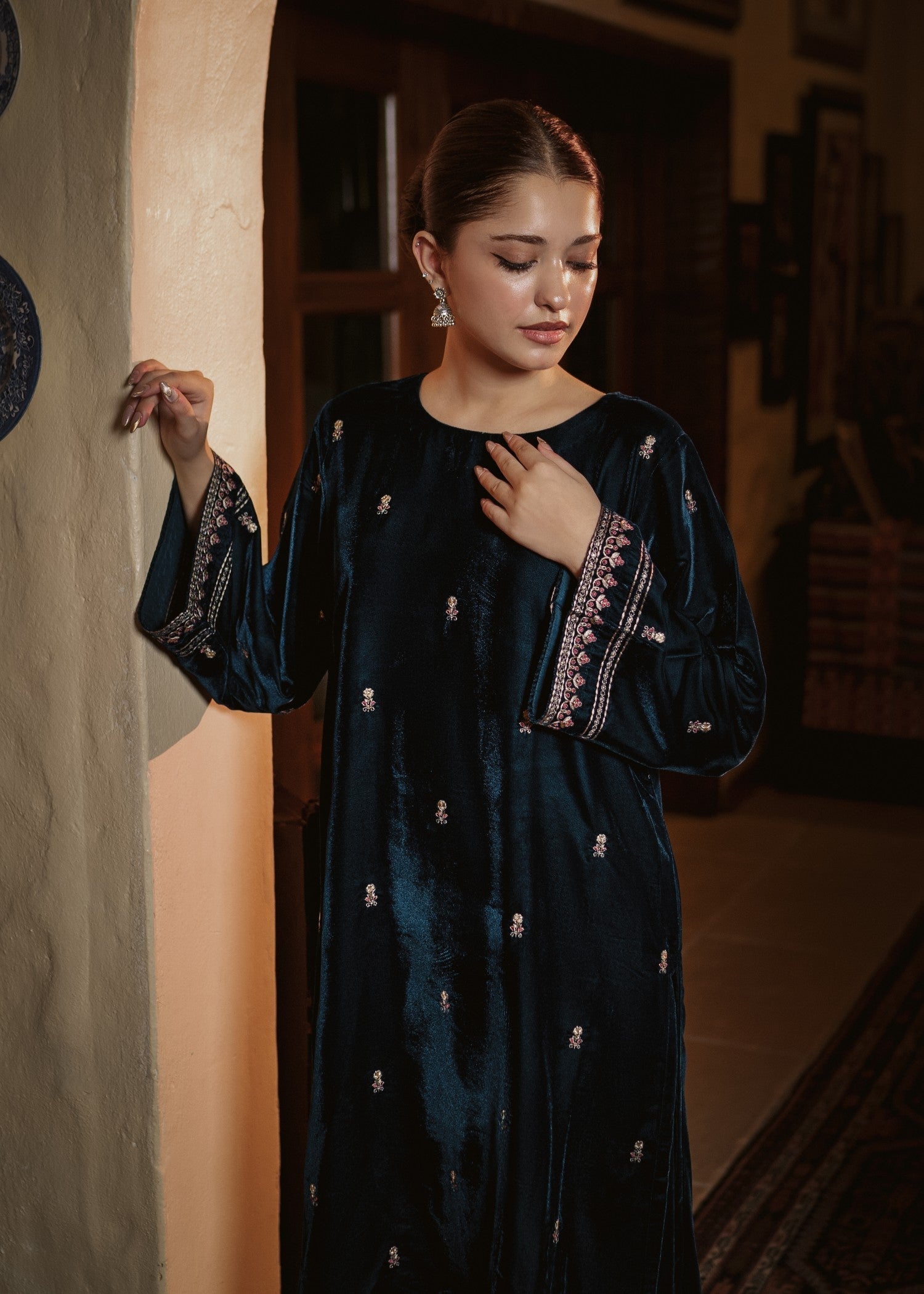 Urge Pret IZZAH Women 2pcs