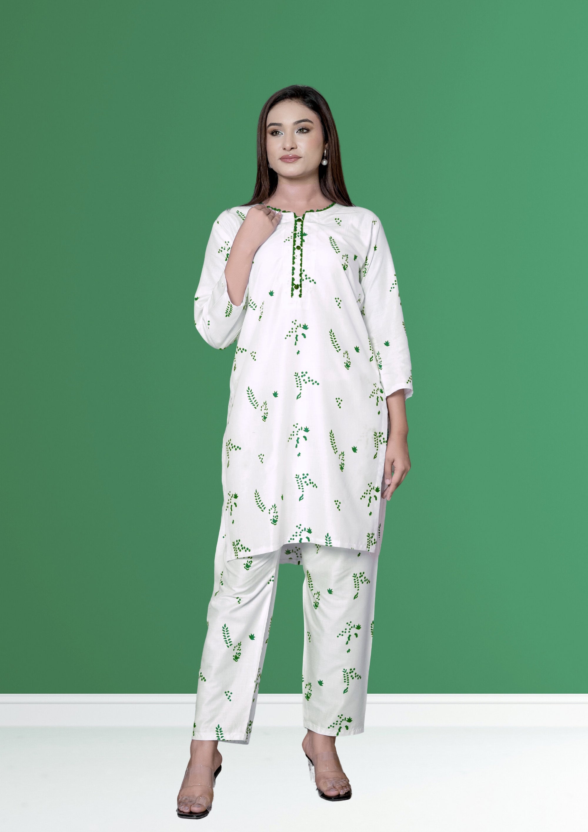 Hamna Kalim 14 august all over Women 2pcs