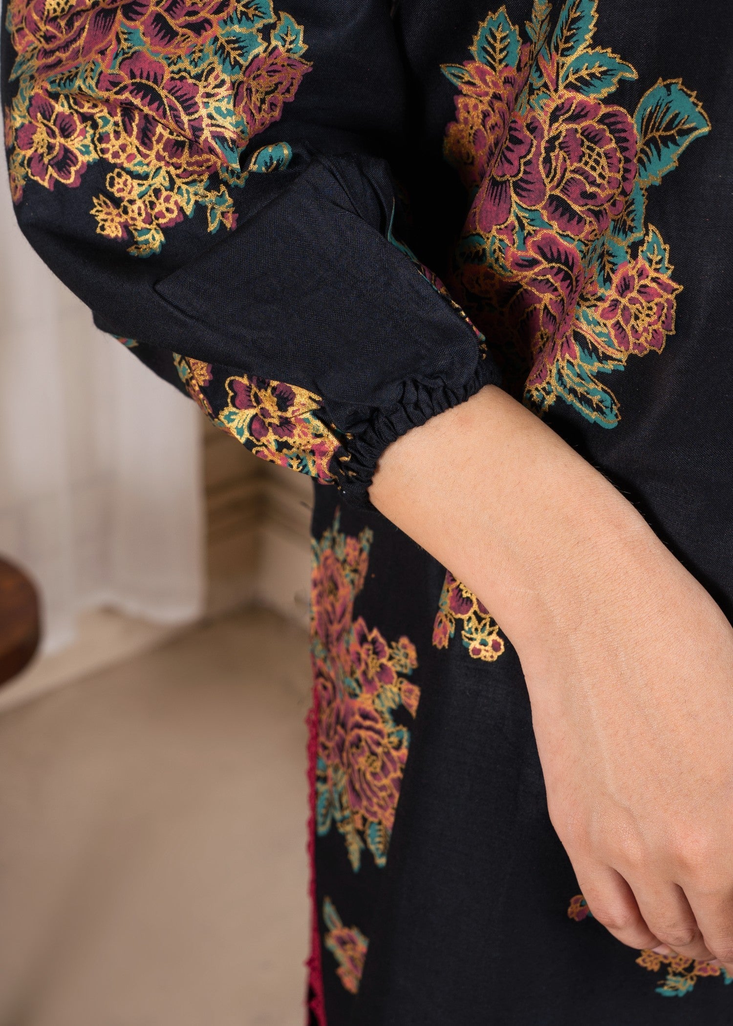 Gulposh Ghulabo (Printed ) Black Women 2pcs