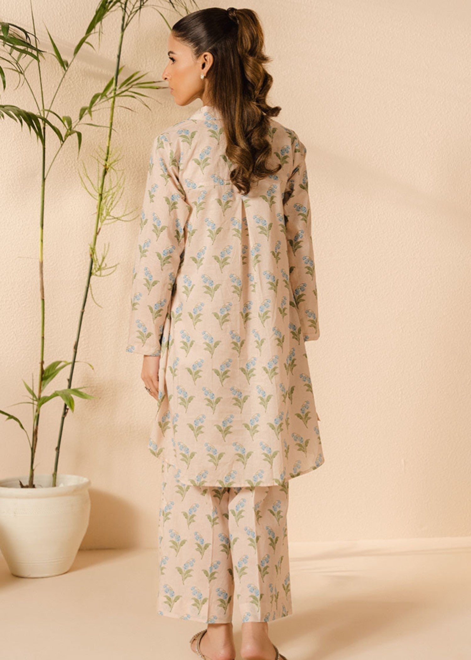 Cross Stitch TULIP BUNCH 0125RTWPRTLWN0204 Women 2pcs